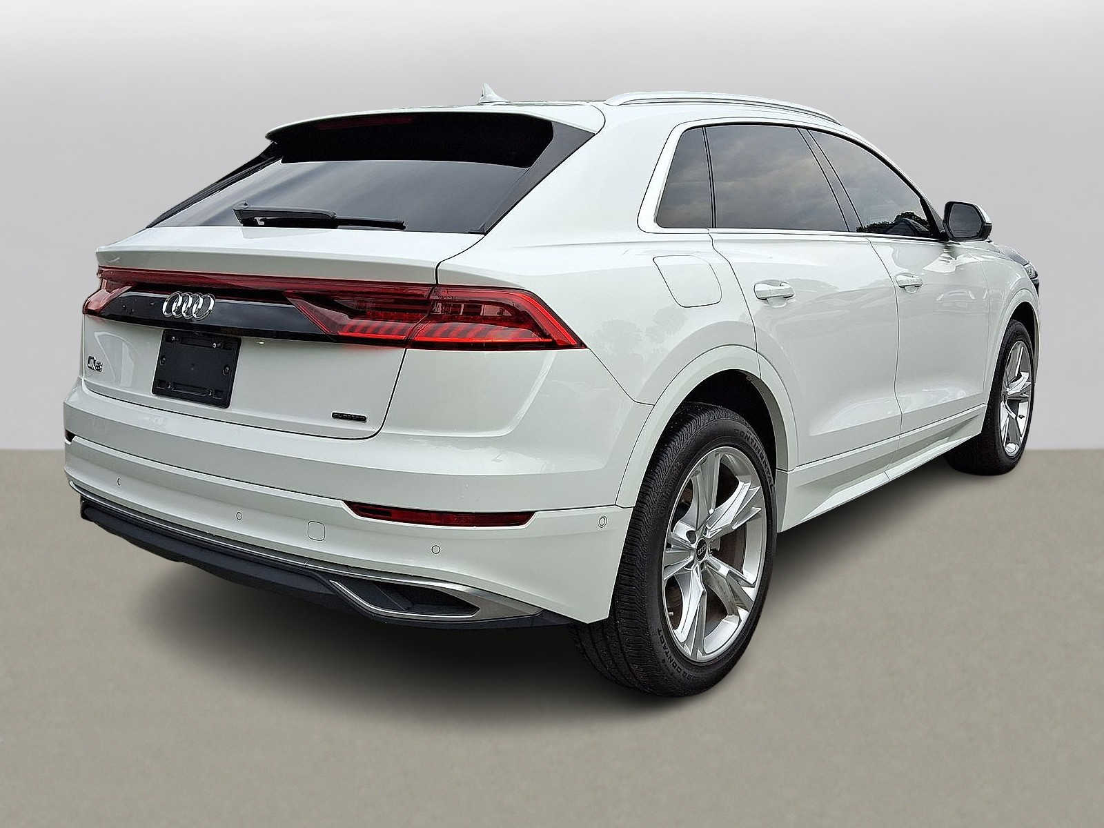 Thumbnail: 2023 Audi Q8 - 30