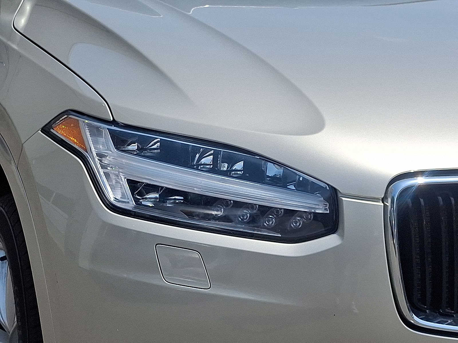 Thumbnail: 2018 Volvo XC90 - 27