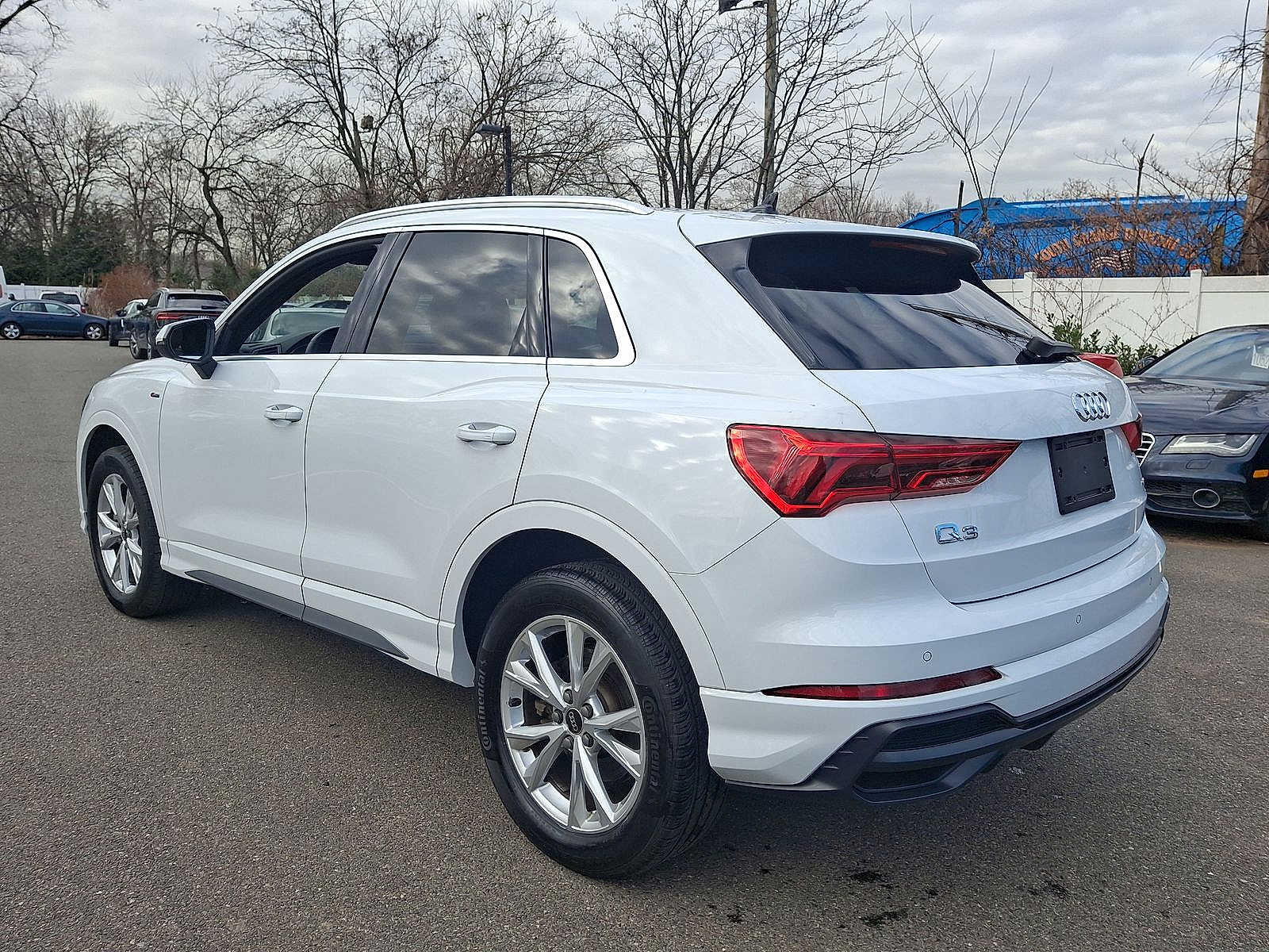 Thumbnail: 2022 Audi Q3 - 22