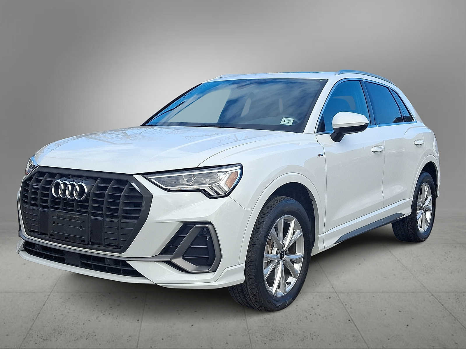 Thumbnail: 2022 Audi Q3 - 1