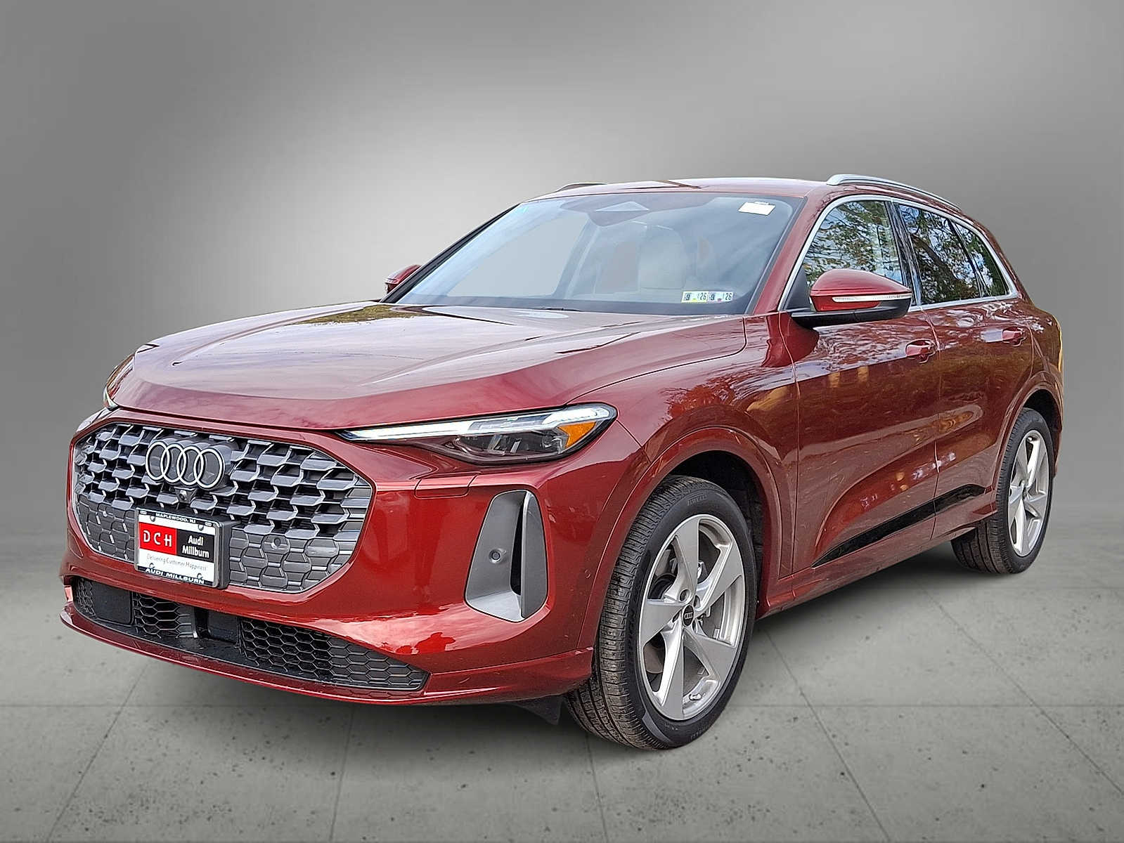 Thumbnail: 2025 Audi Q5 - 1