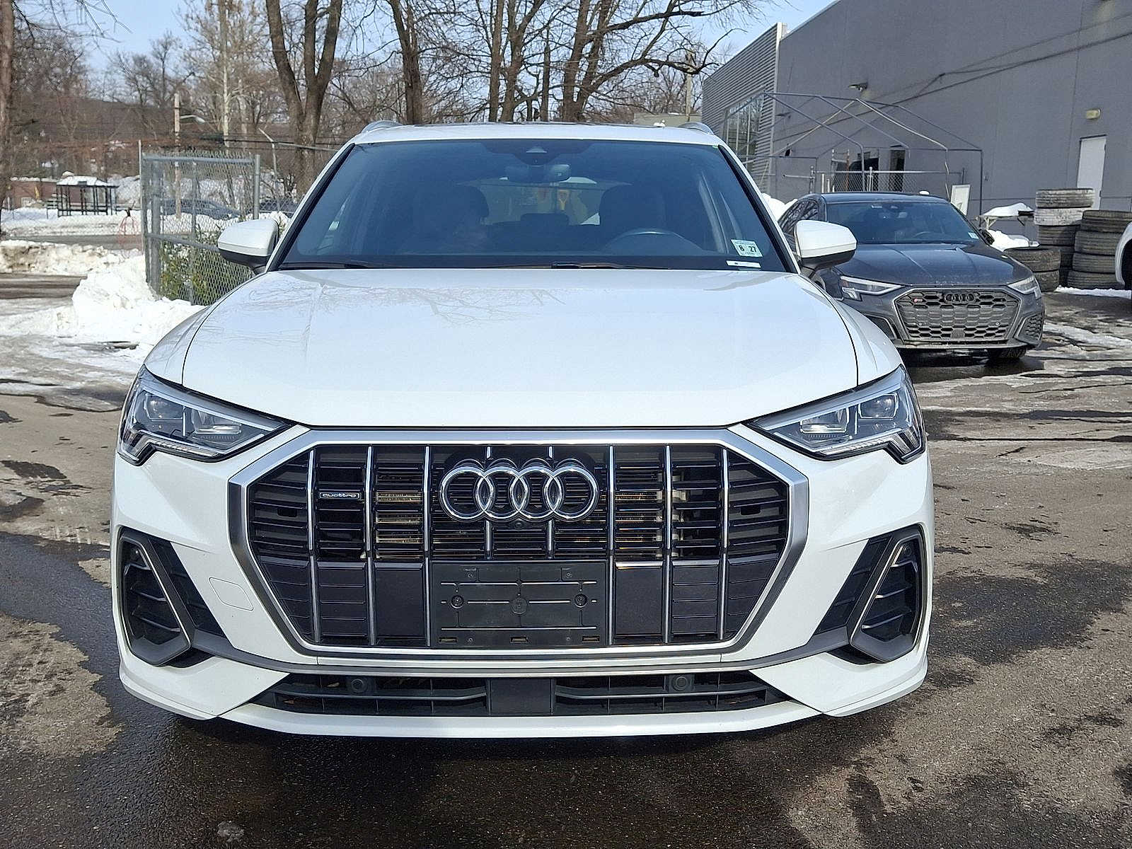 Thumbnail: 2022 Audi Q3 - 23