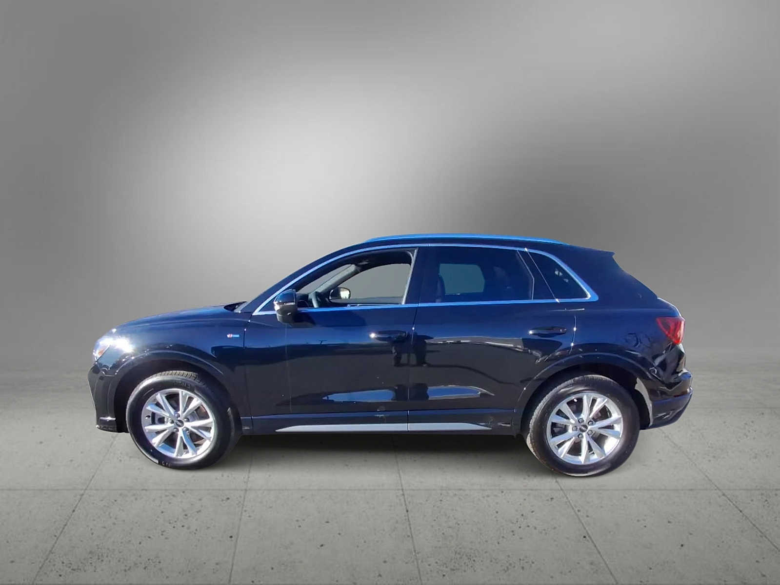 Thumbnail: 2025 Audi Q3 - 5