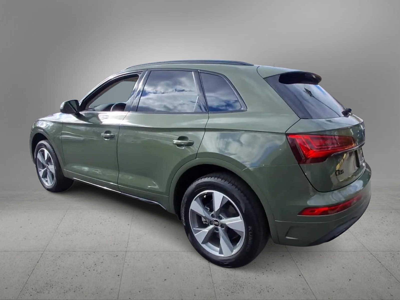 Thumbnail: 2025 Audi Q5 - 6