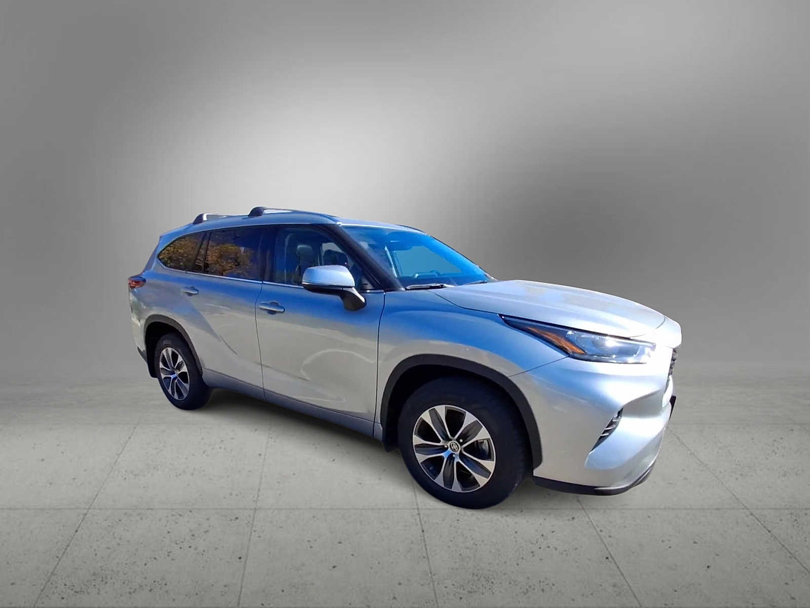 Thumbnail: 2020 Toyota Highlander - 2