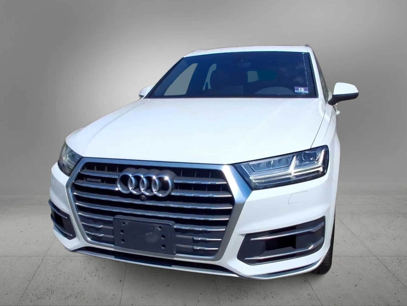 Thumbnail: 2017 Audi Q7 - 3