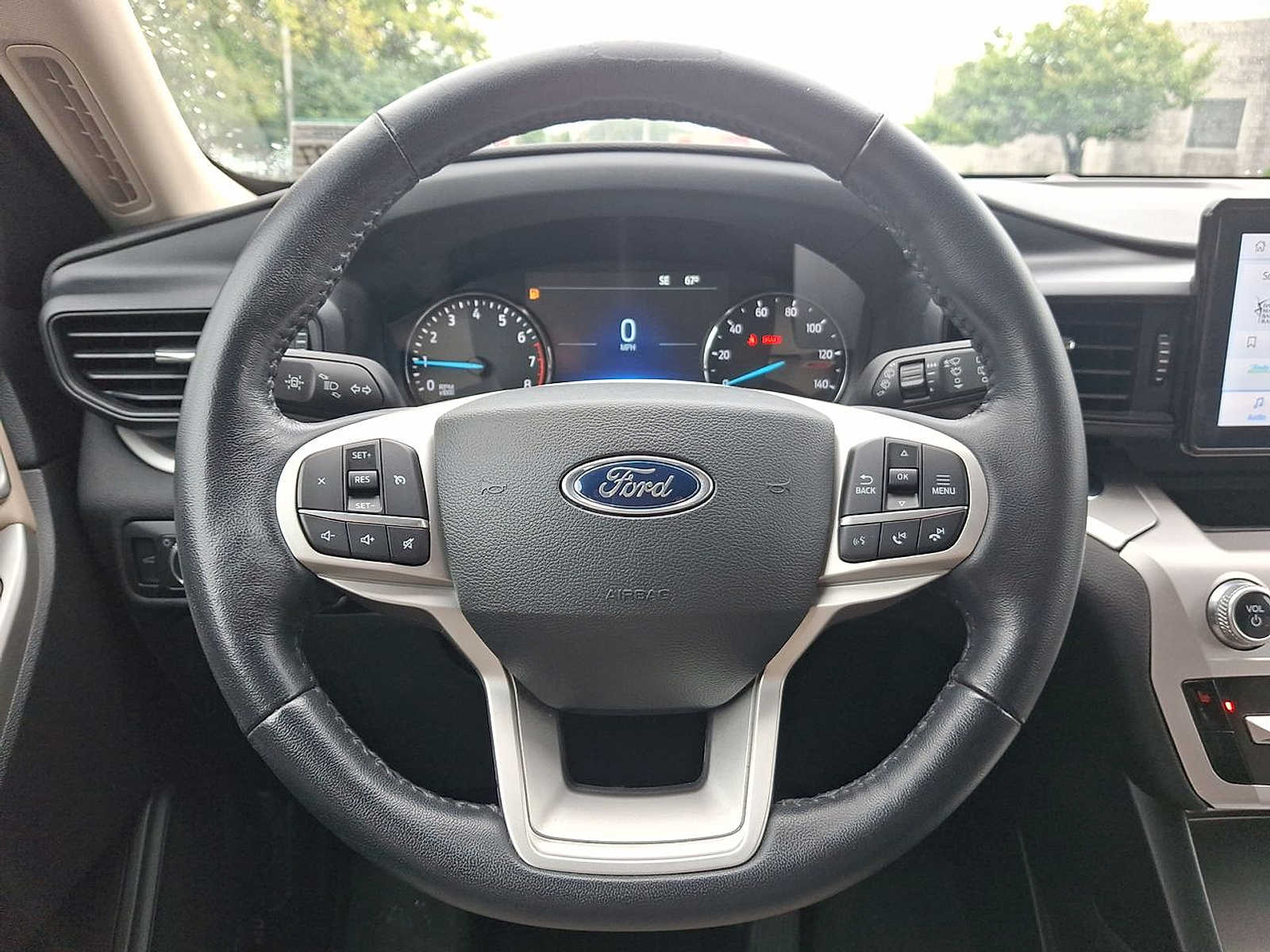 Thumbnail: 2022 Ford Explorer - 22