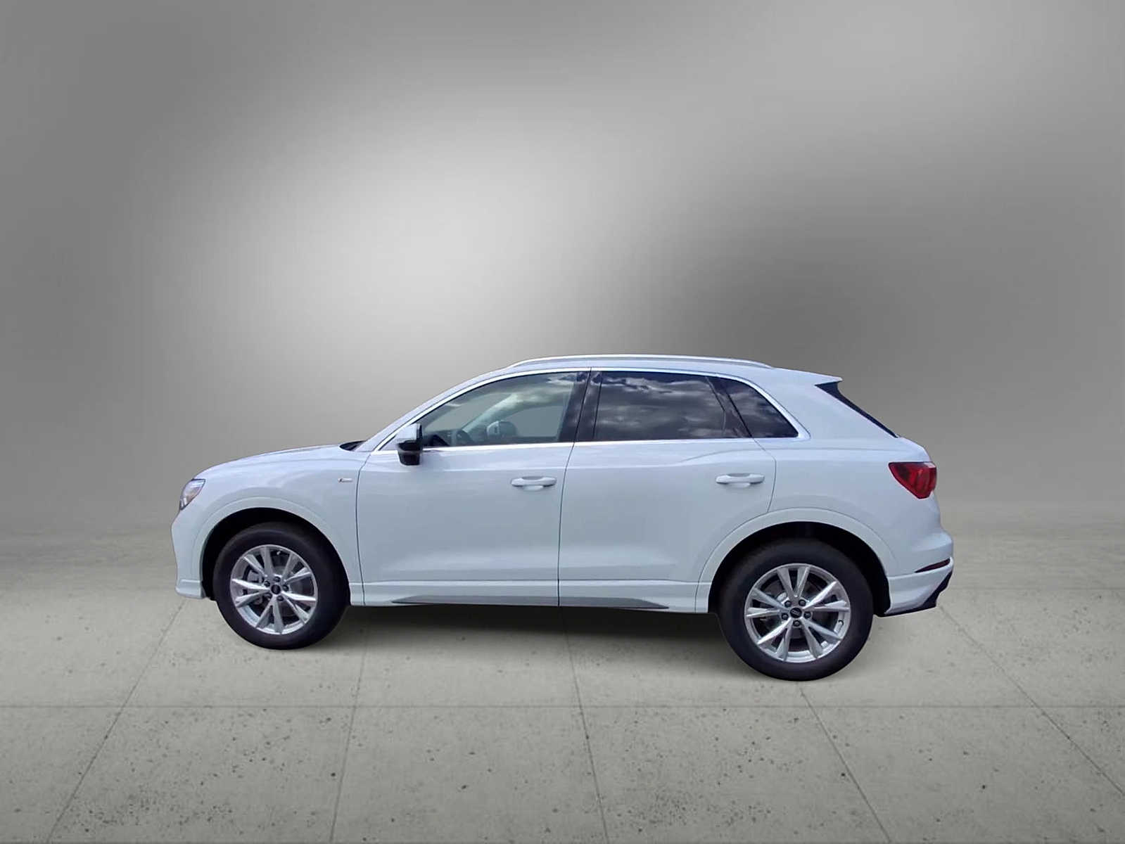 Thumbnail: 2025 Audi Q3 - 5