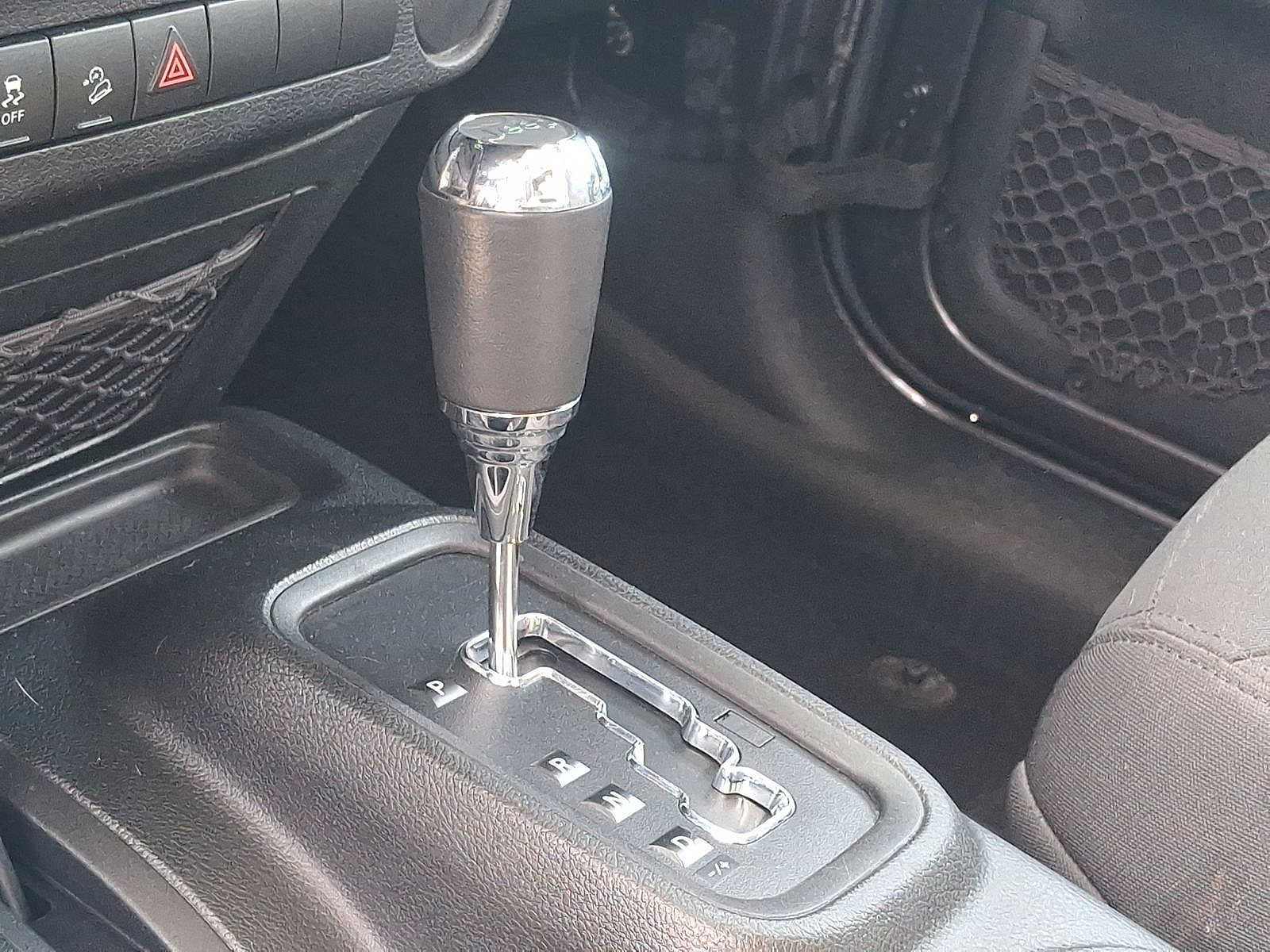 Thumbnail: 2018 Jeep Wrangler - 12