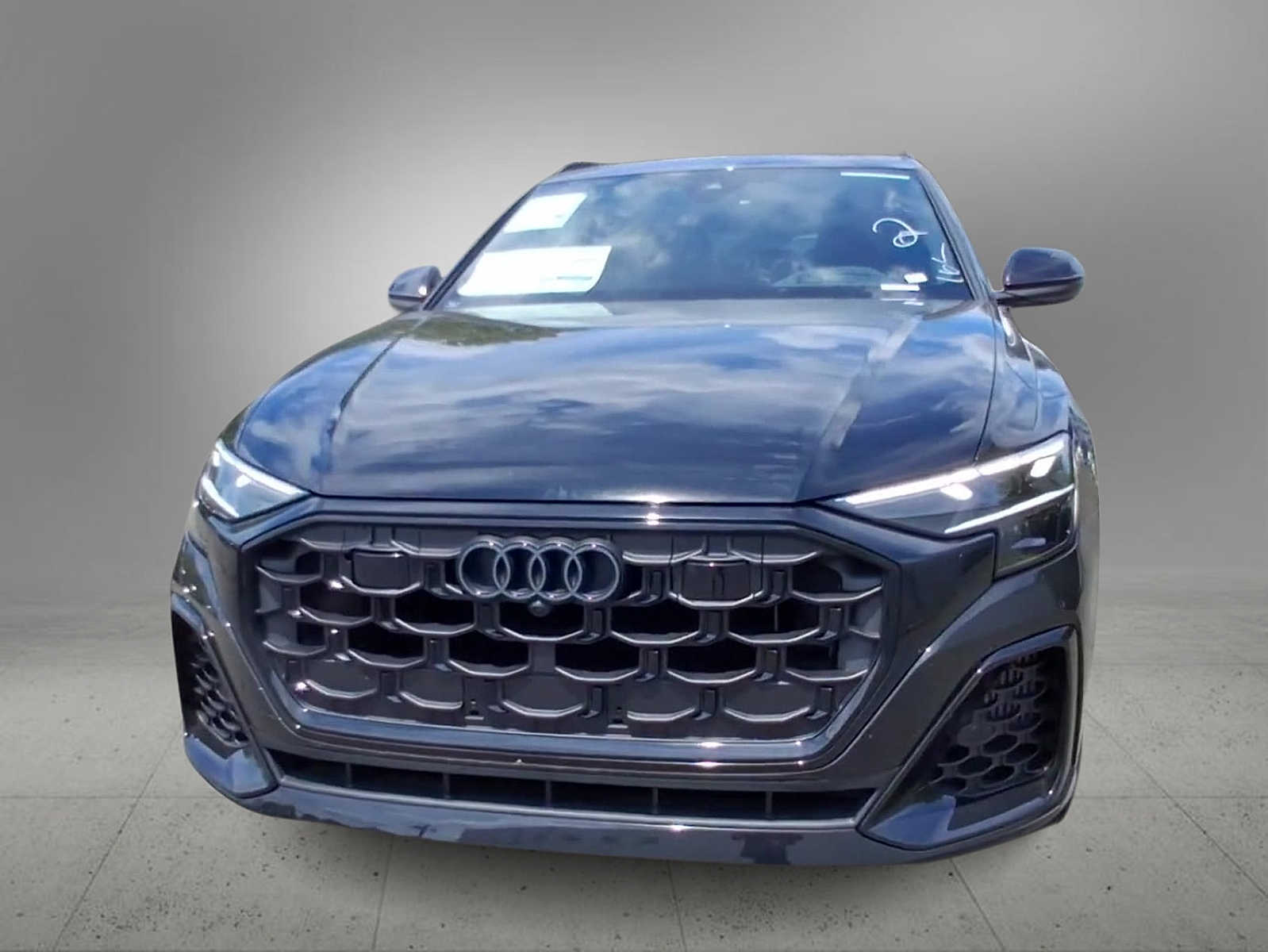 Thumbnail: 2026 Audi Q8 - 3