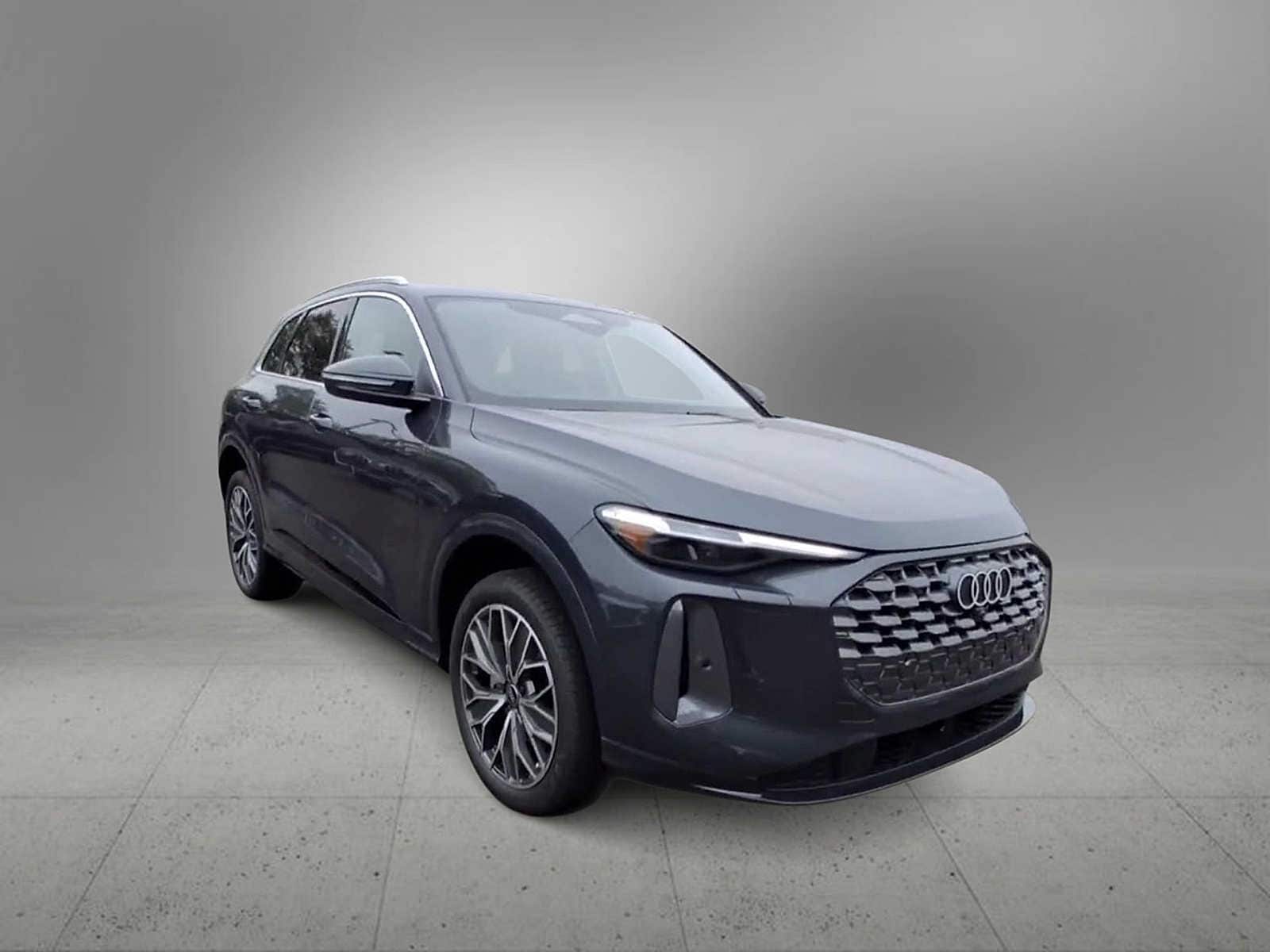 Thumbnail: 2025 Audi Q5 - 2