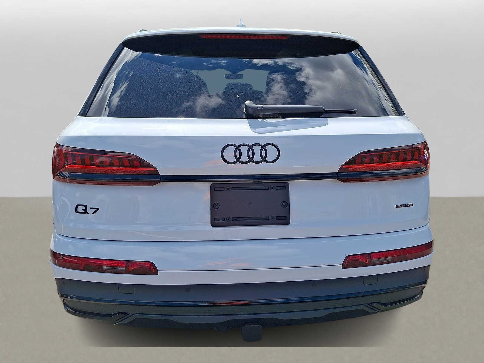 Thumbnail: 2023 Audi Q7 - 23