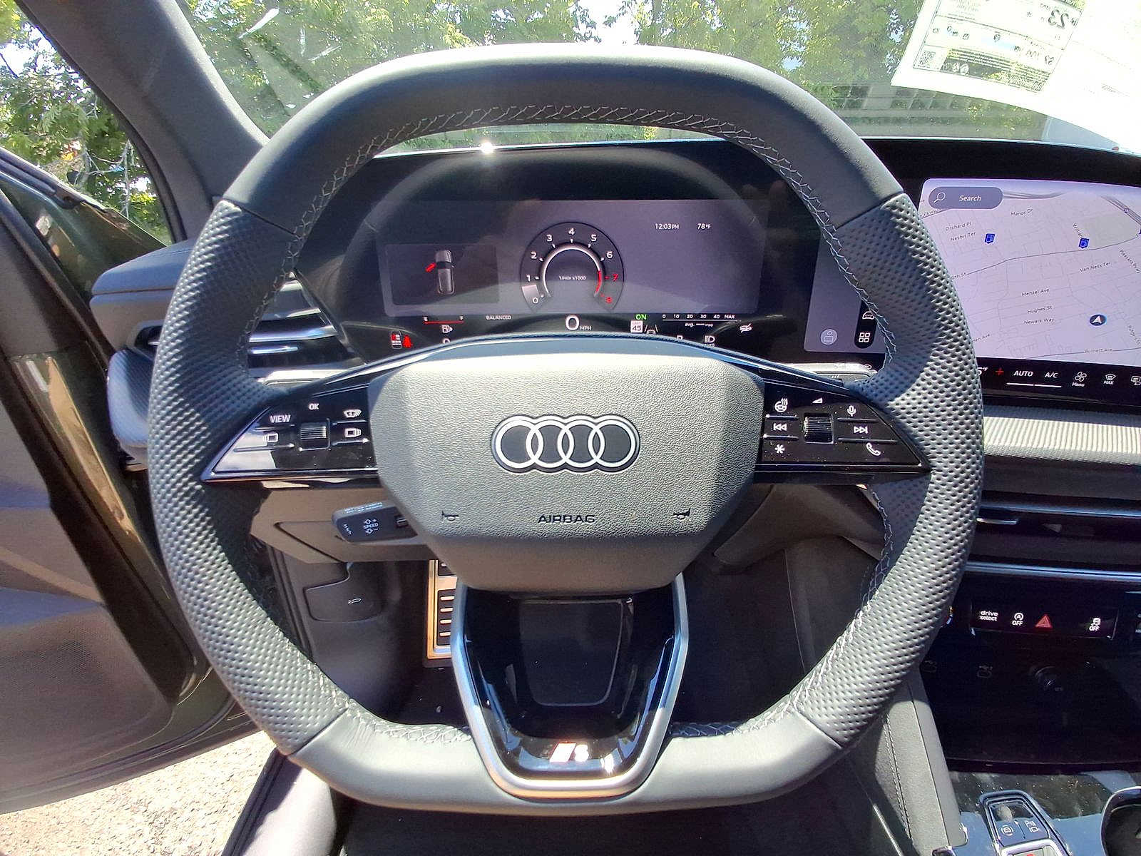 Thumbnail: 2026 Audi SQ5 - 23
