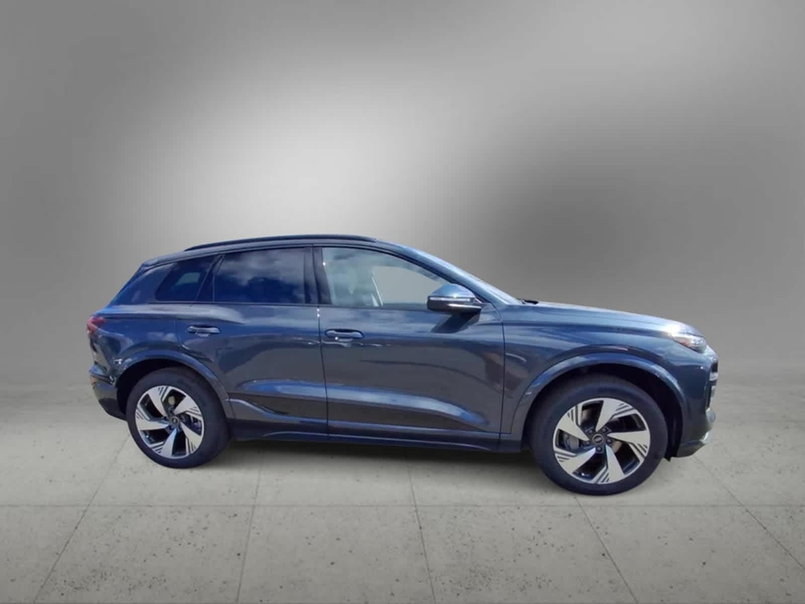 2025 Audi Q6 e-tron Premium Plus 9