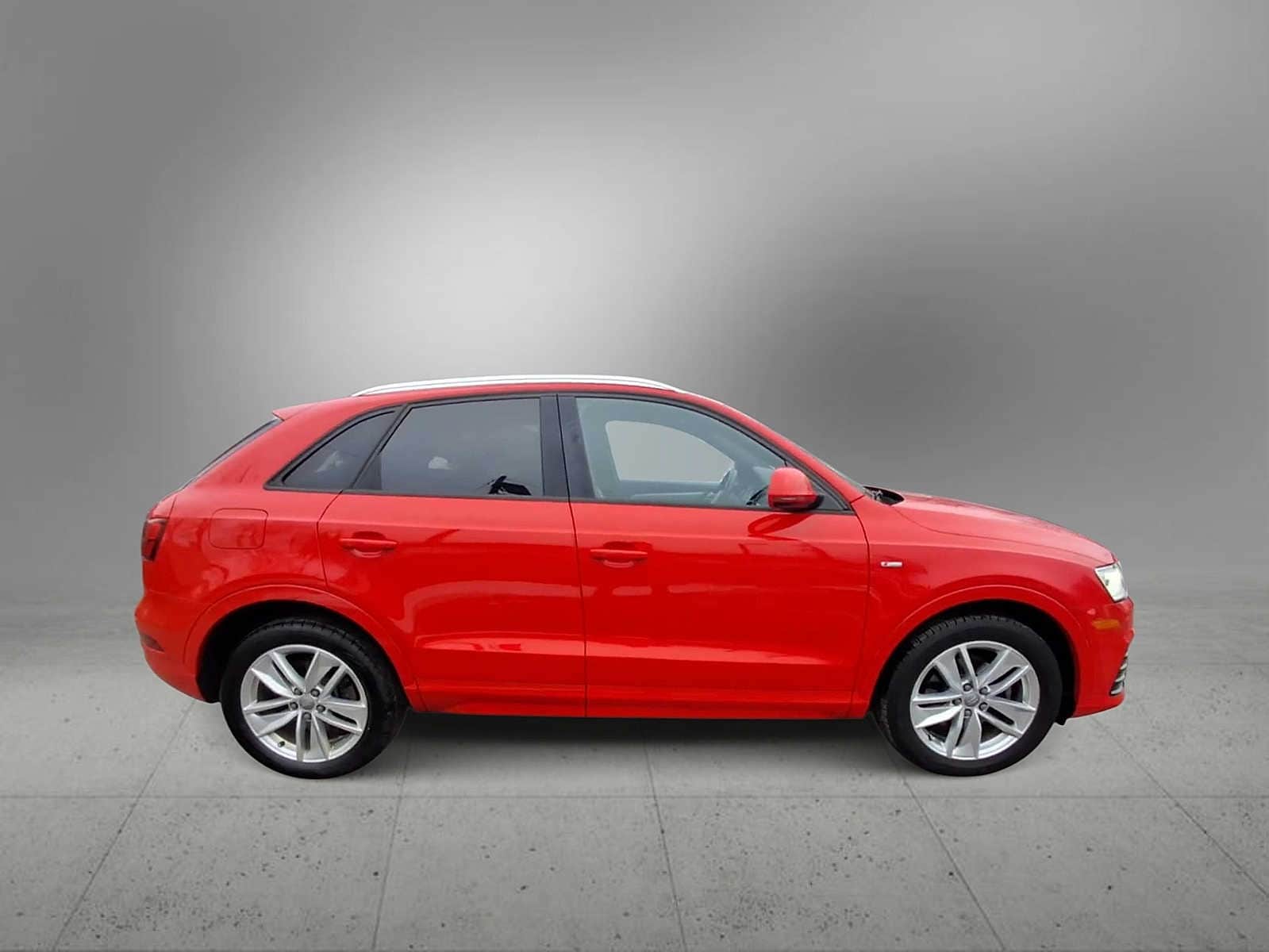 Thumbnail: 2018 Audi Q3 - 9
