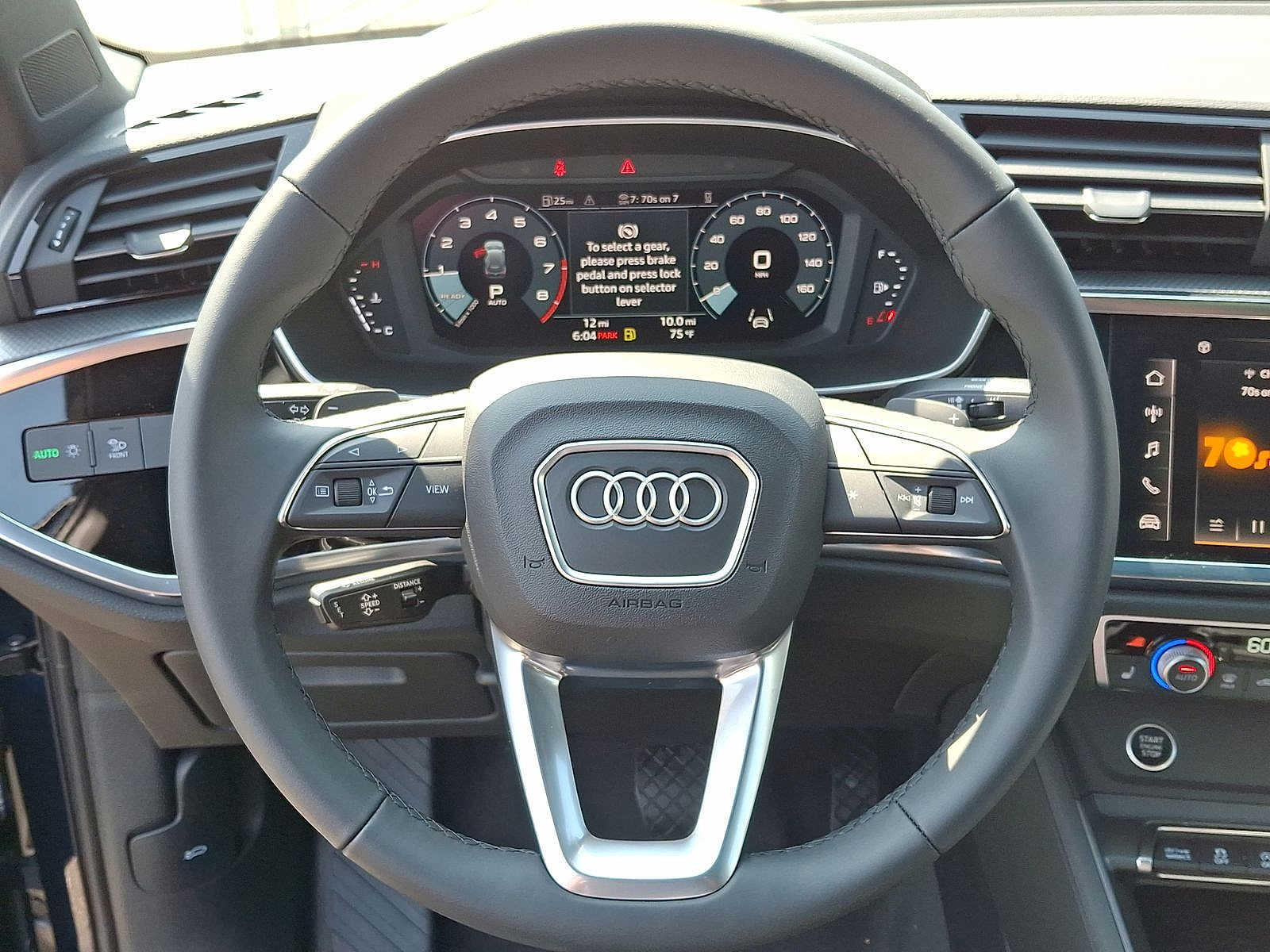 Thumbnail: 2025 Audi Q3 - 15