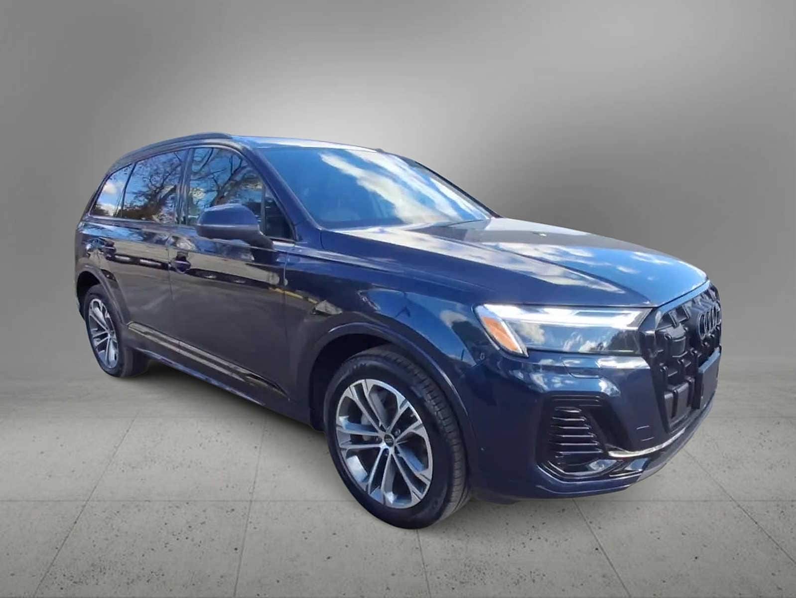 Thumbnail: 2025 Audi Q7 - 2
