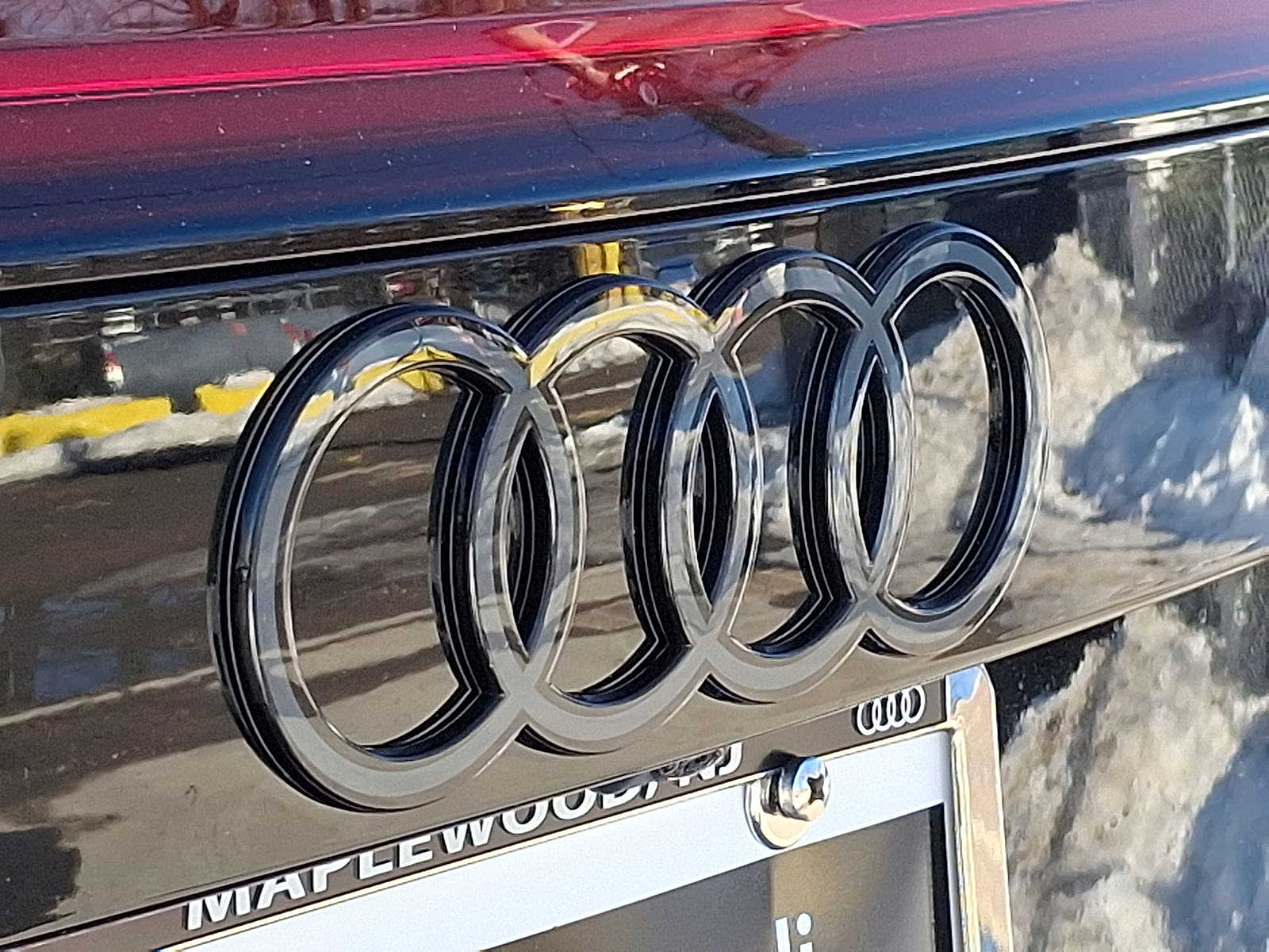 Thumbnail: 2026 Audi Q8 - 17