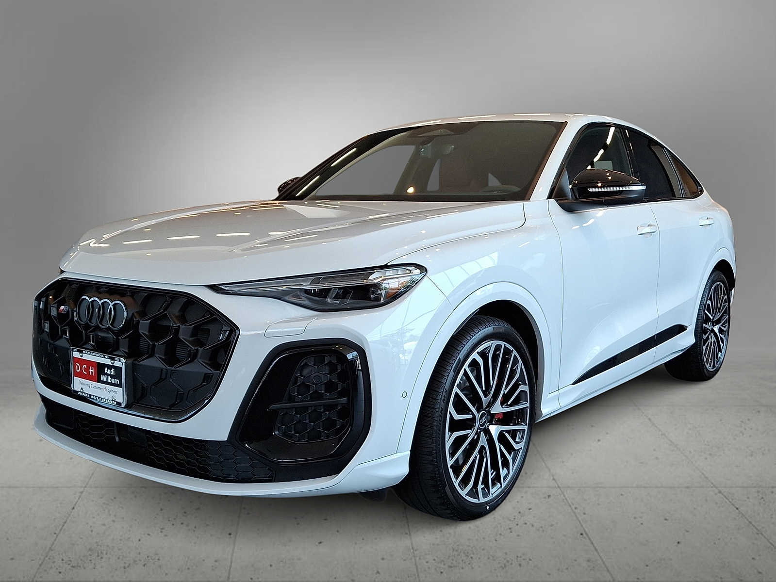 Thumbnail: 2026 Audi SQ5 - 4