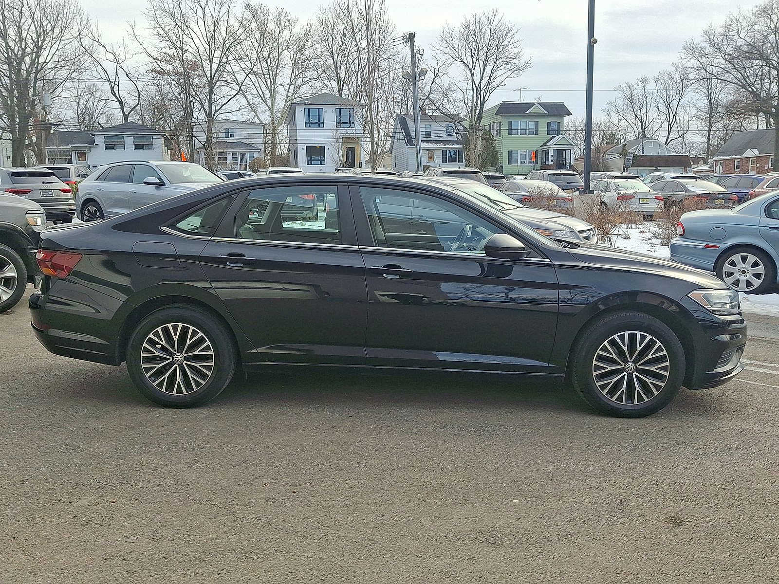 Thumbnail: 2019 Volkswagen Jetta - 26