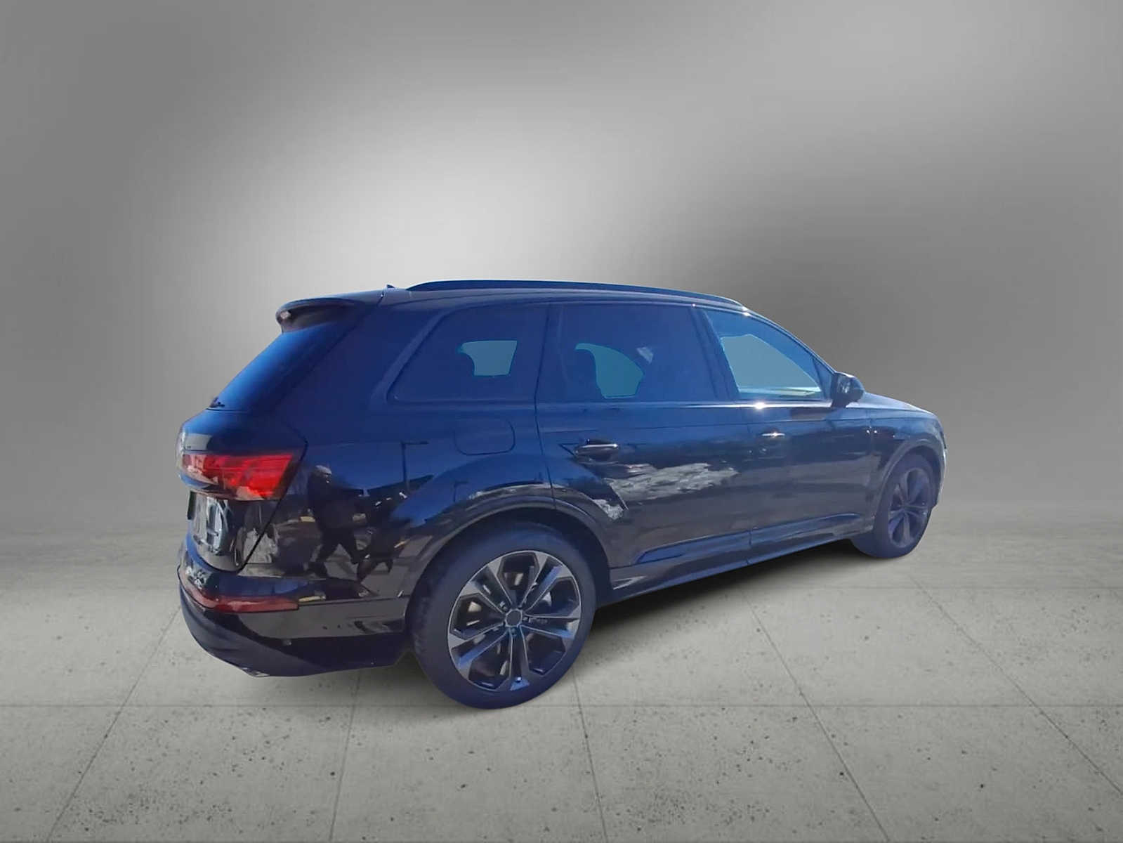 Thumbnail: 2026 Audi Q7 - 8