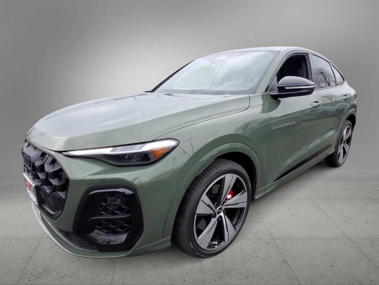 Thumbnail: 2025 Audi SQ5 - 4