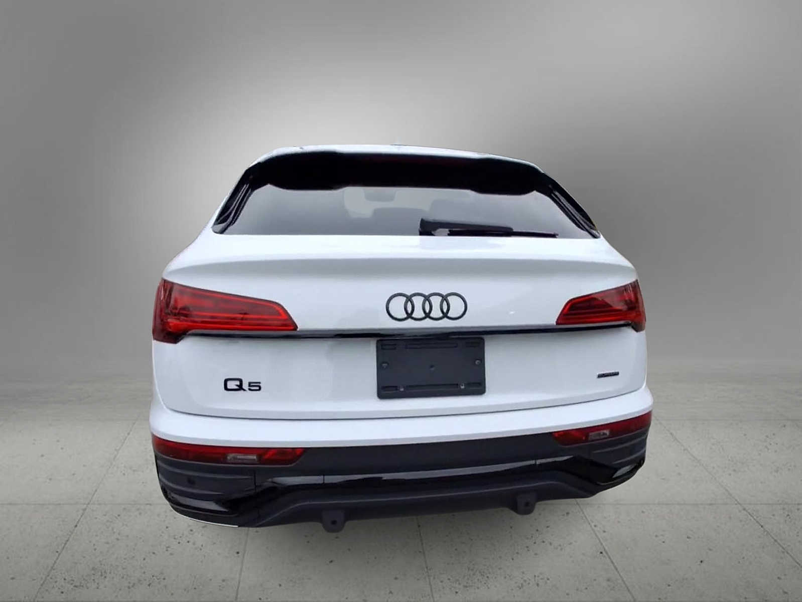 Thumbnail: 2022 Audi Q5 - 7