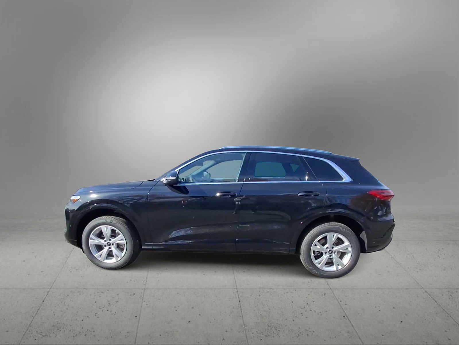 Thumbnail: 2025 Audi Q5 - 5