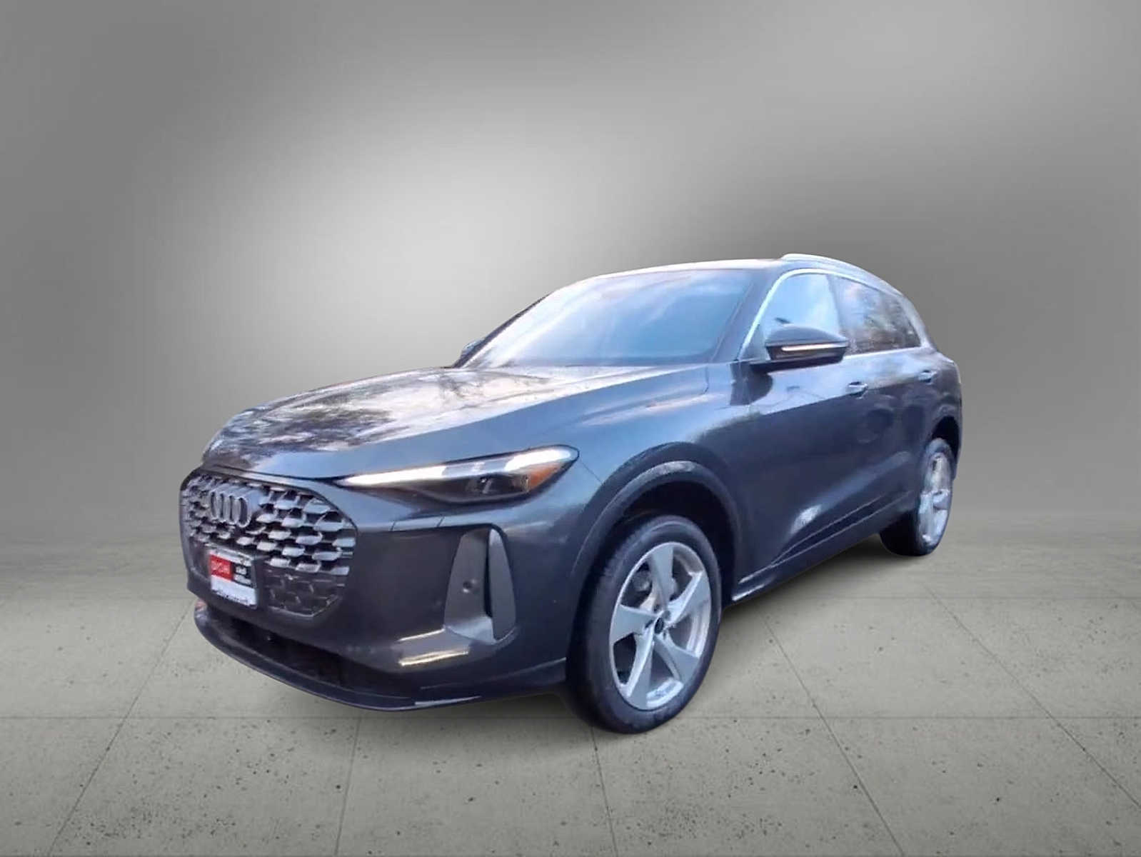 Thumbnail: 2025 Audi Q5 - 4