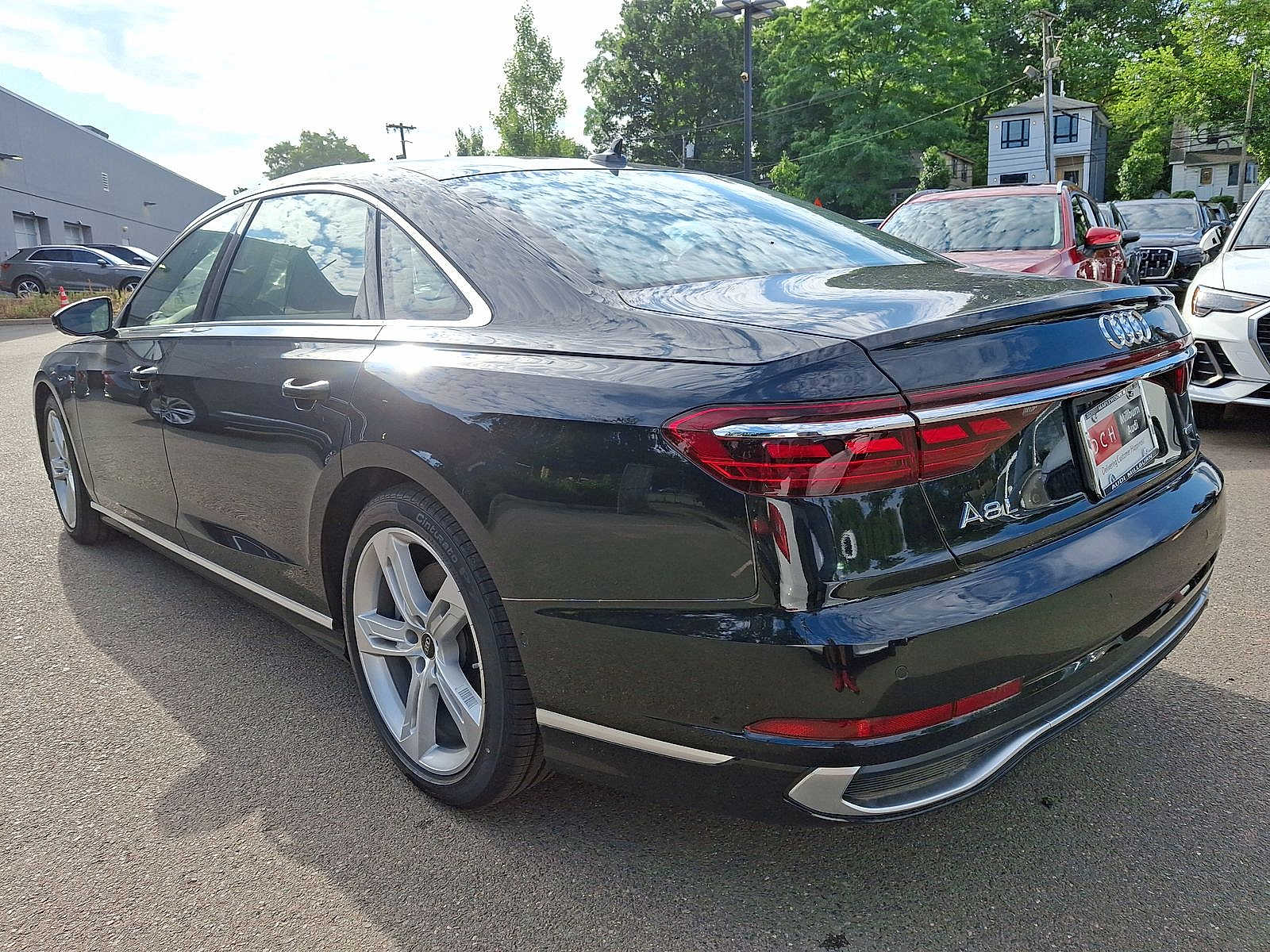 Thumbnail: 2025 Audi A8 - 11