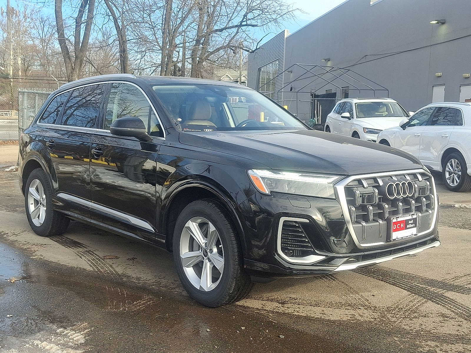 Thumbnail: 2026 Audi Q7 - 10