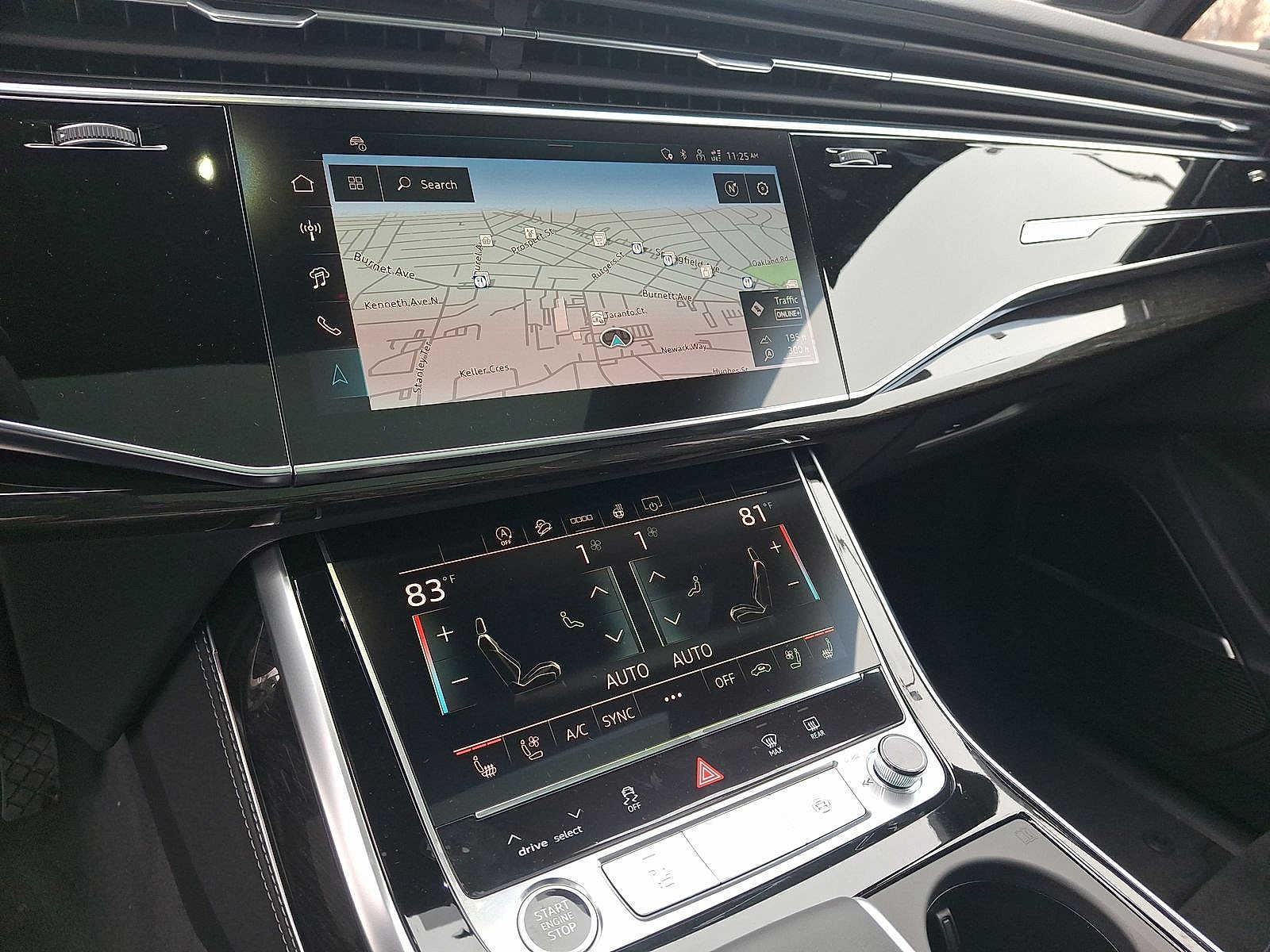 Thumbnail: 2026 Audi Q7 - 15