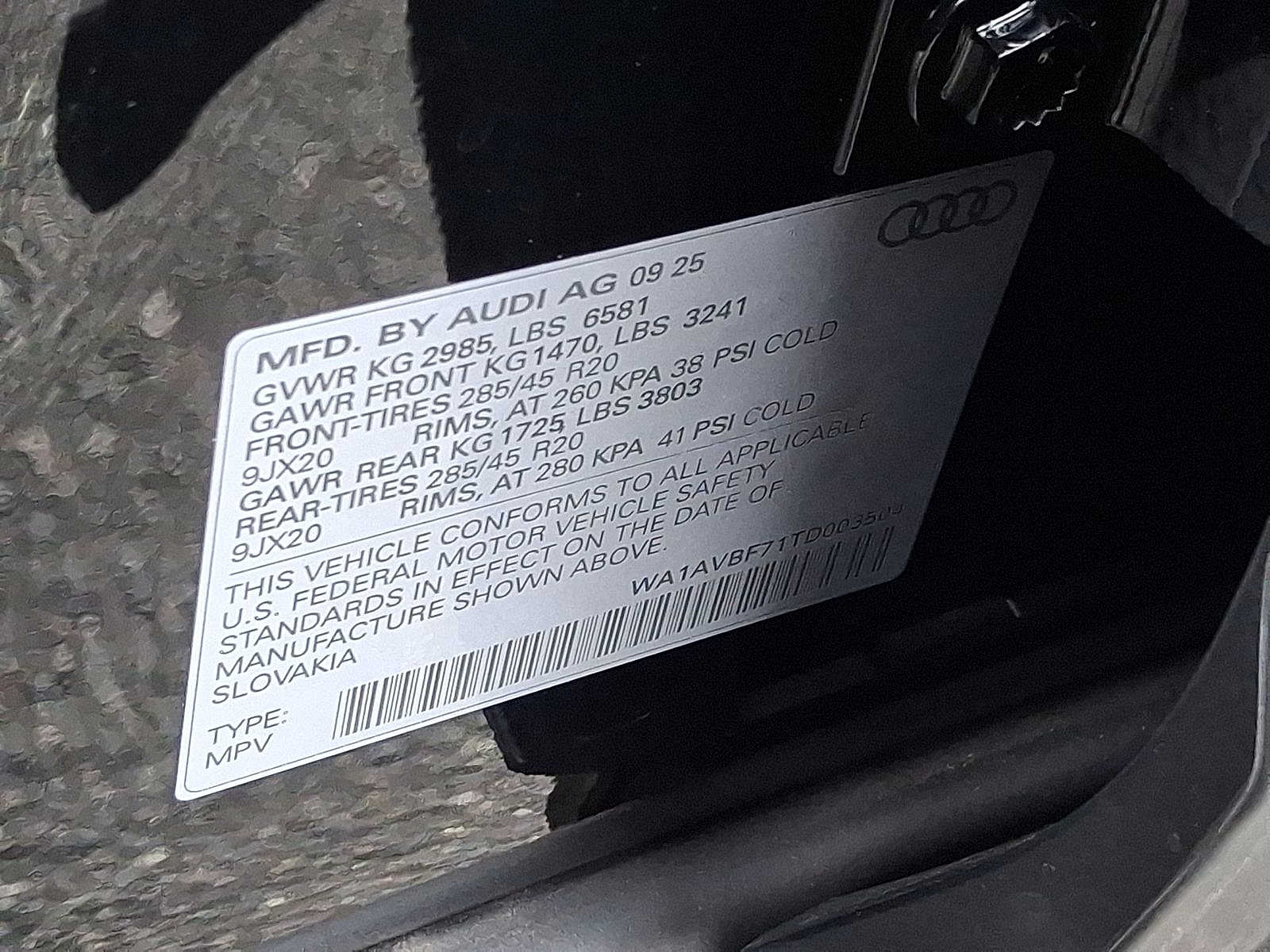 Thumbnail: 2026 Audi Q7 - 18