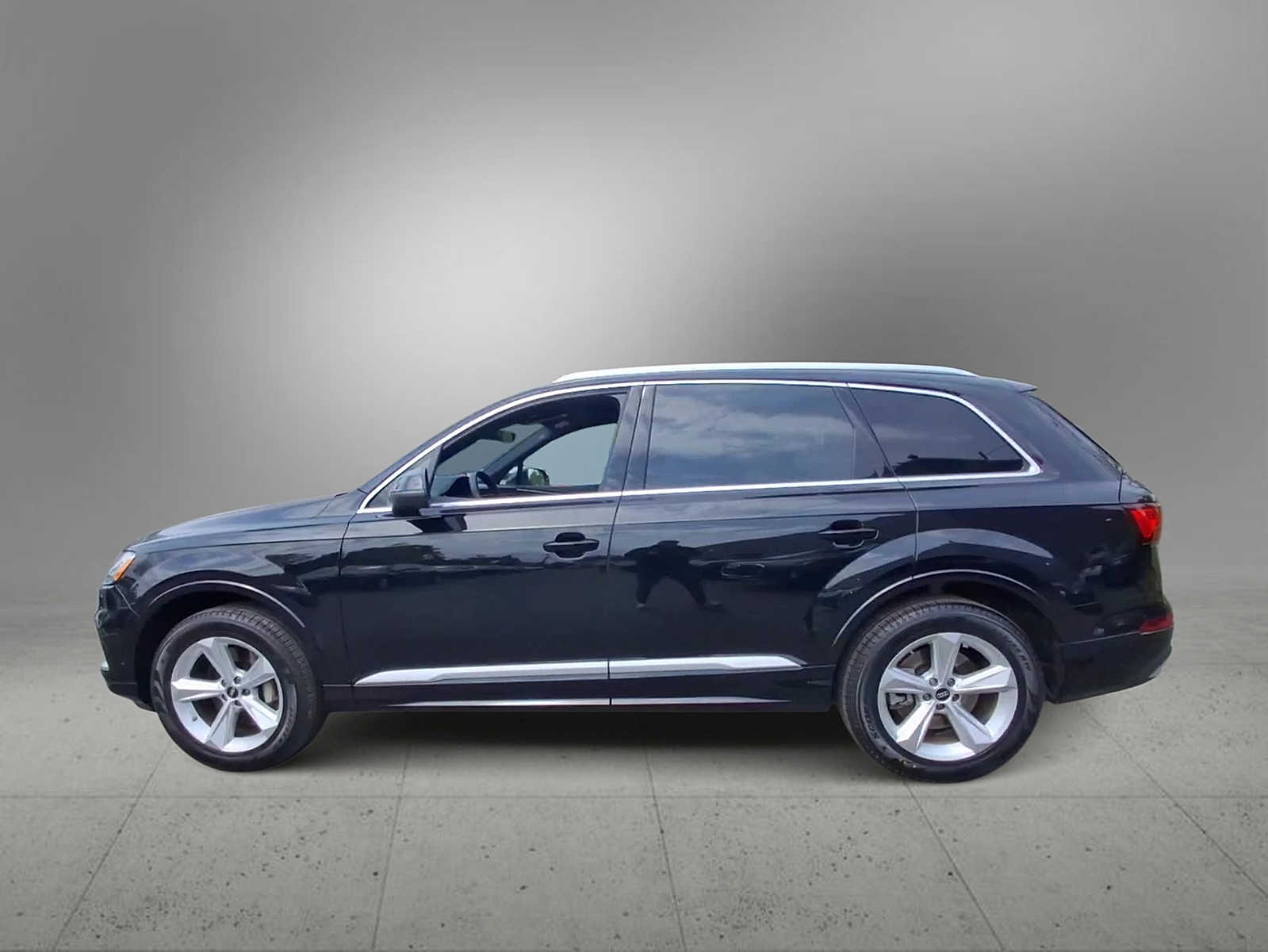 Thumbnail: 2023 Audi Q7 - 5