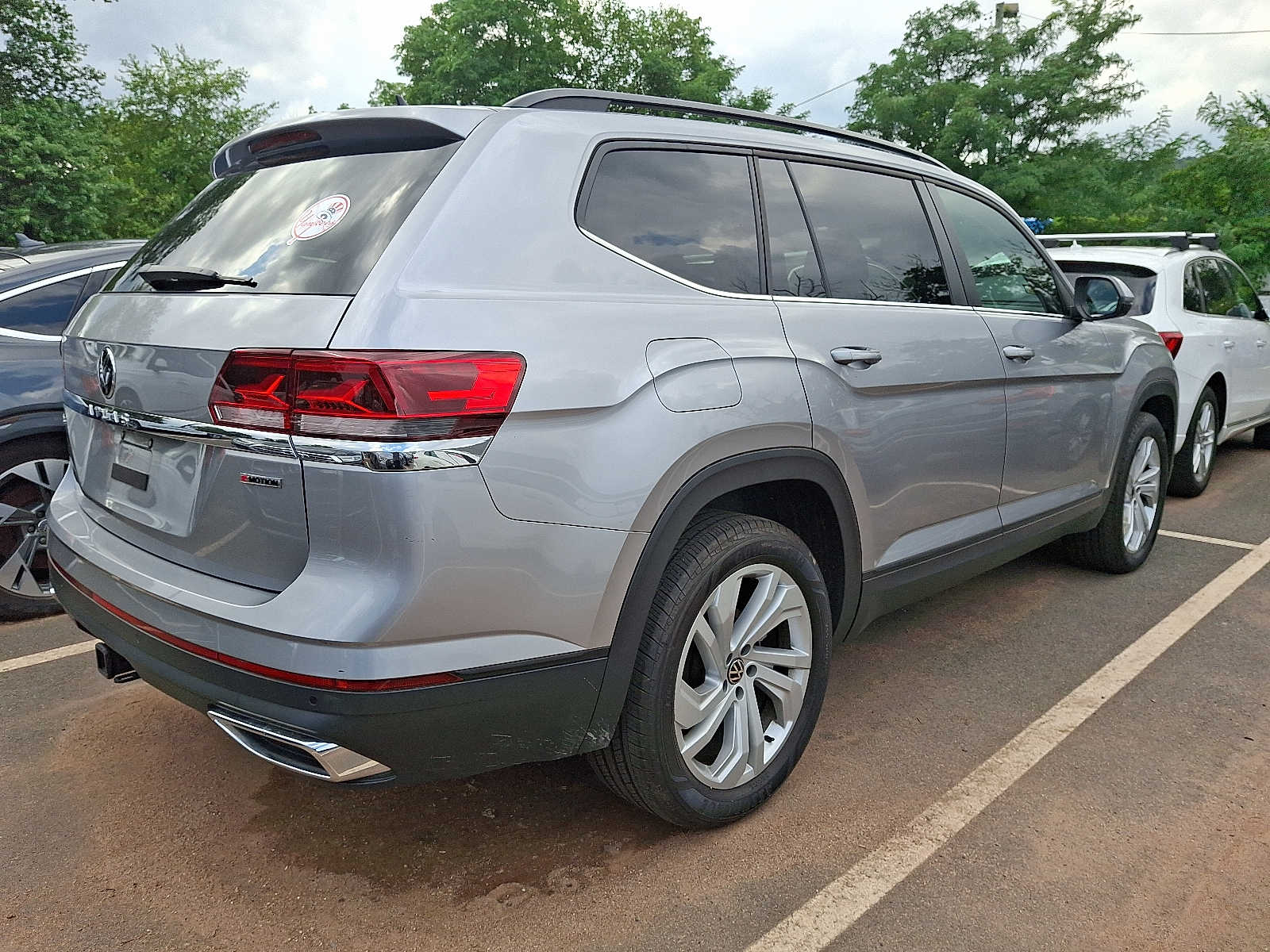 Thumbnail: 2022 Volkswagen Atlas - 4