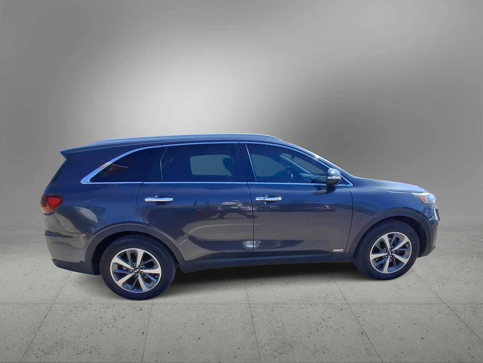 Thumbnail: 2019 Kia Sorento - 9