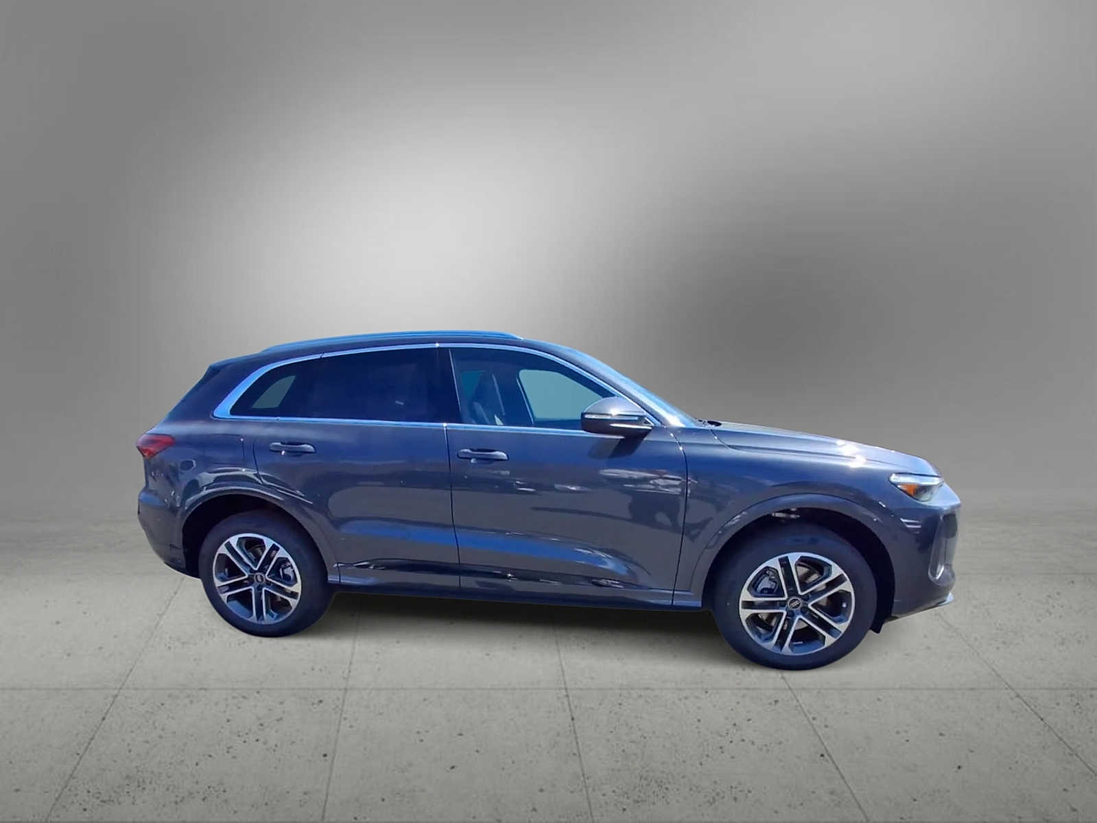 Thumbnail: 2026 Audi Q5 - 9