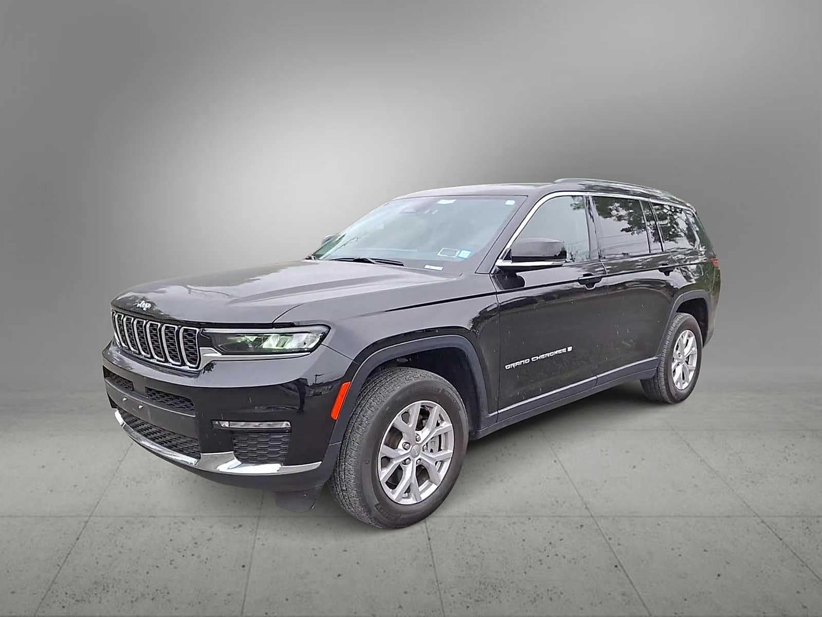 Thumbnail: 2022 Jeep Grand Cherokee - 2