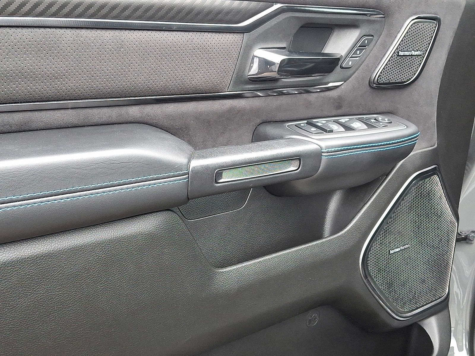 Thumbnail: 2023 RAM 1500 - 10