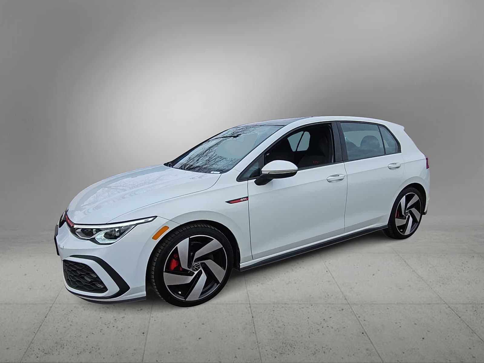 Thumbnail: 2023 Volkswagen Golf - 4