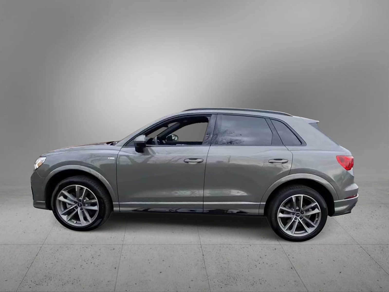 Thumbnail: 2025 Audi Q3 - 5