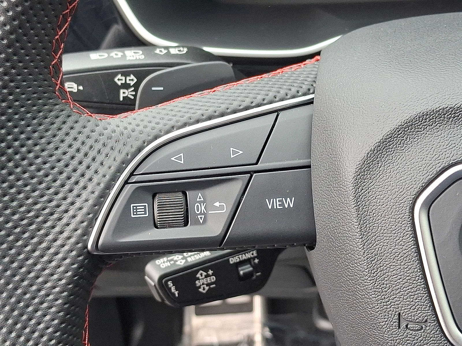 Thumbnail: 2025 Audi Q3 - 16