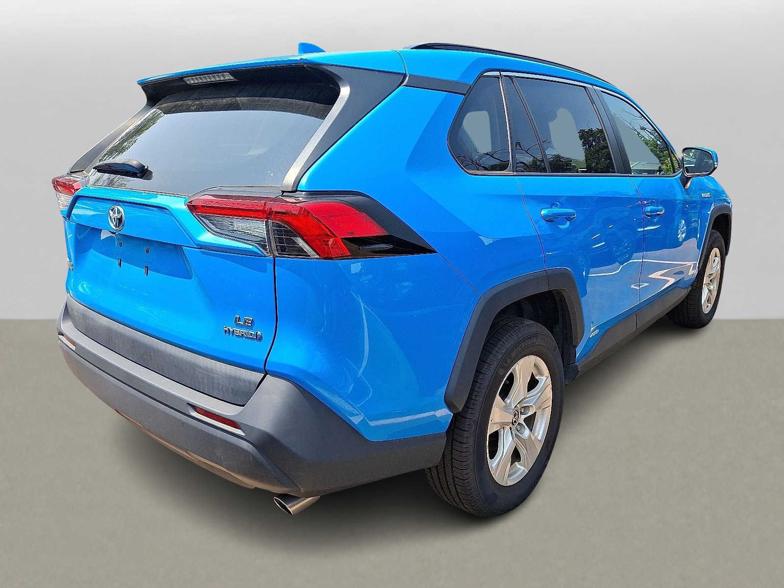 Thumbnail: 2021 Toyota RAV4 - 3