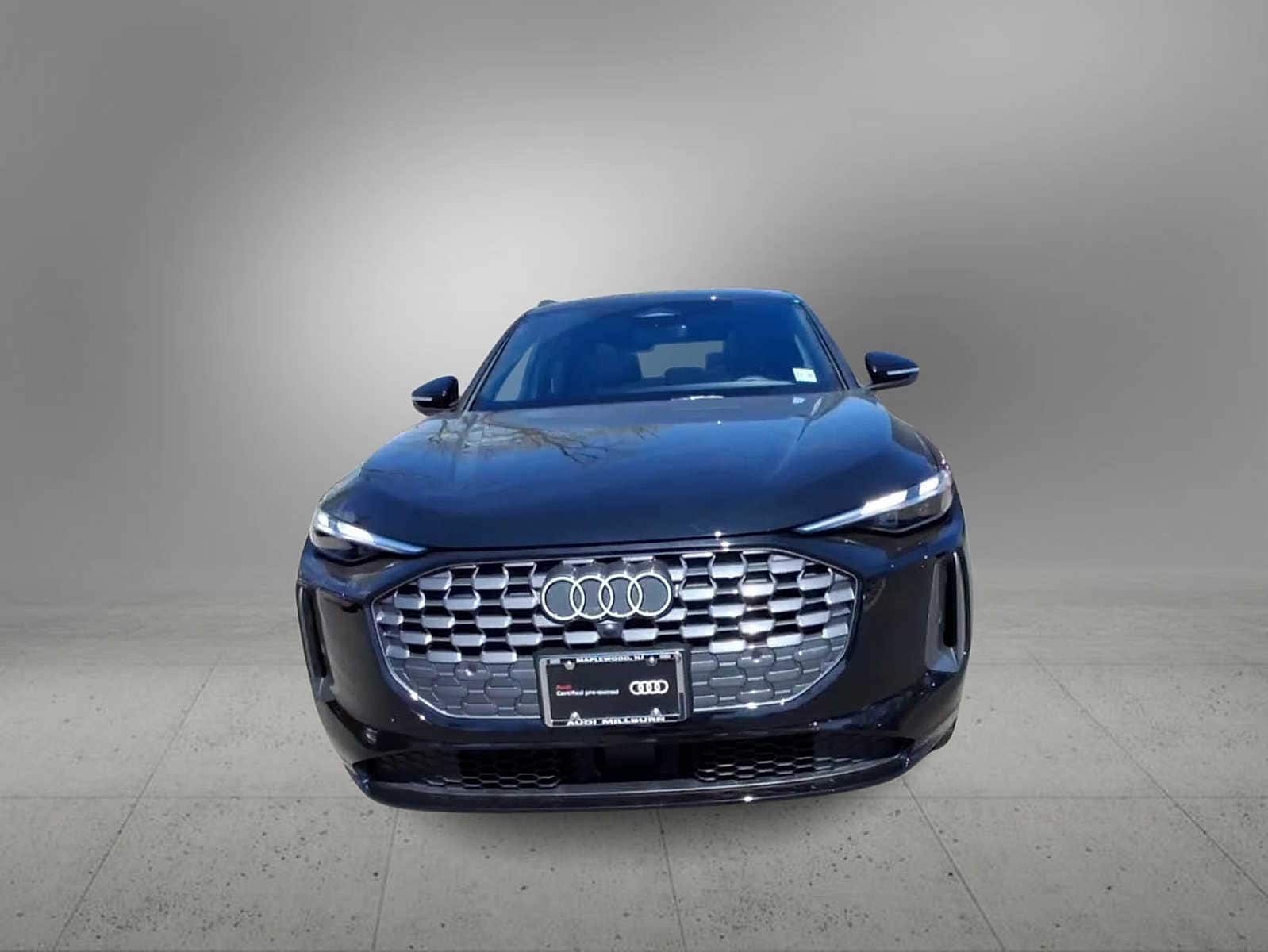 Thumbnail: 2025 Audi Q5 - 3