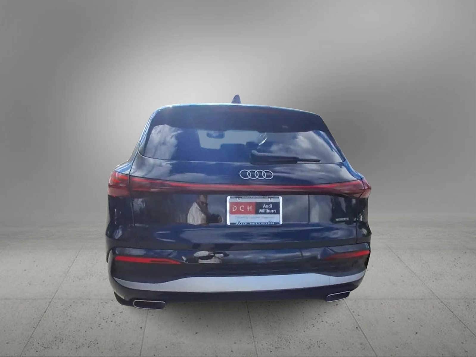 Thumbnail: 2025 Audi Q5 - 7