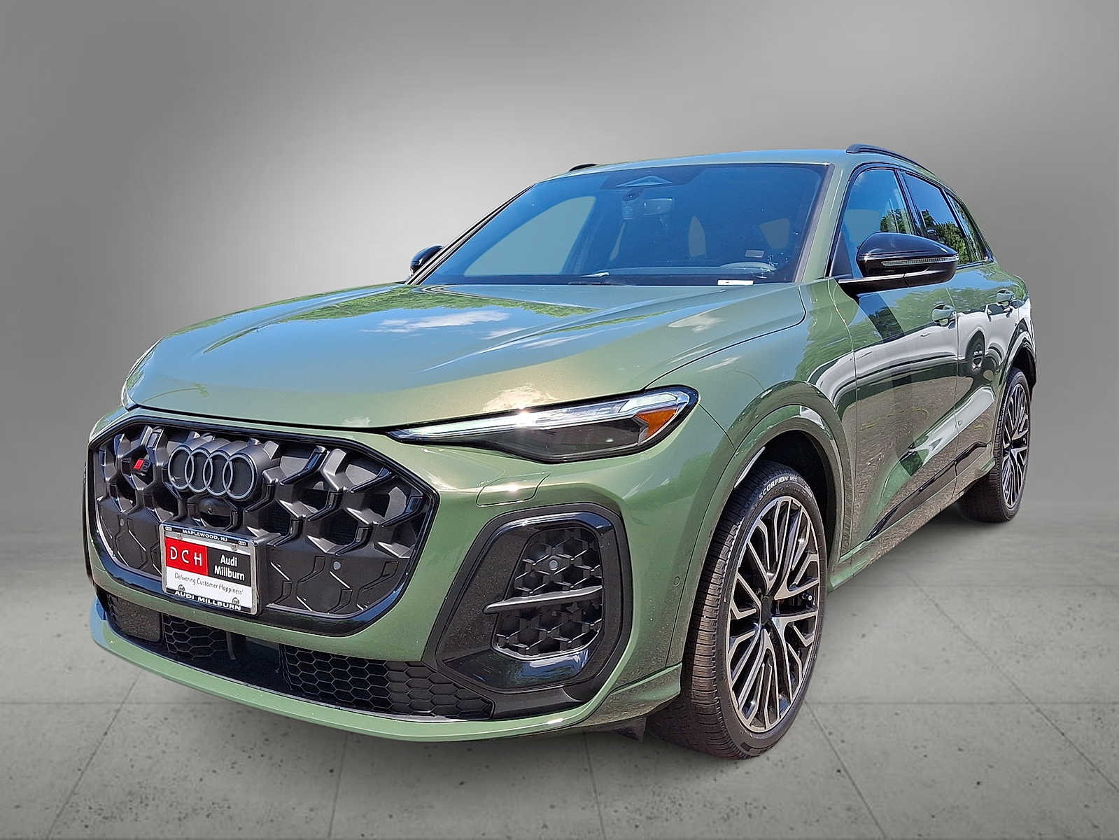 Thumbnail: 2026 Audi SQ5 - 1