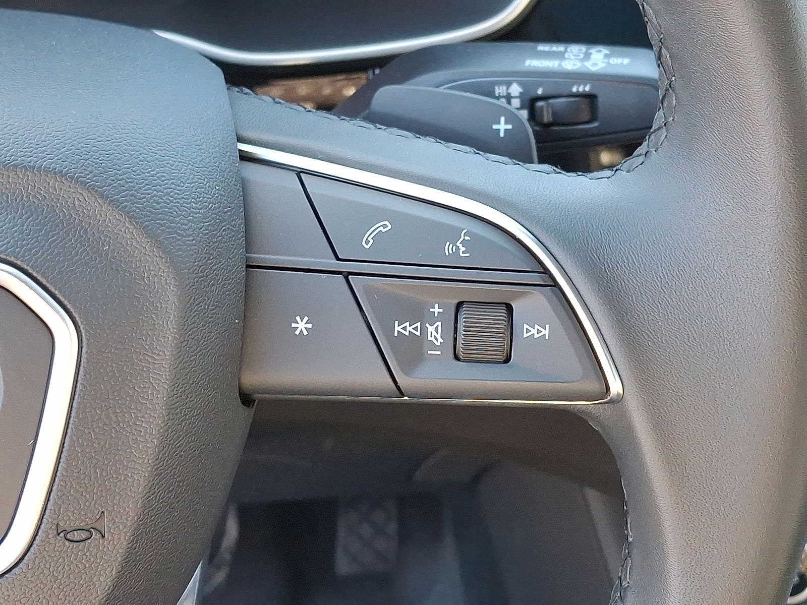 Thumbnail: 2025 Audi Q3 - 18