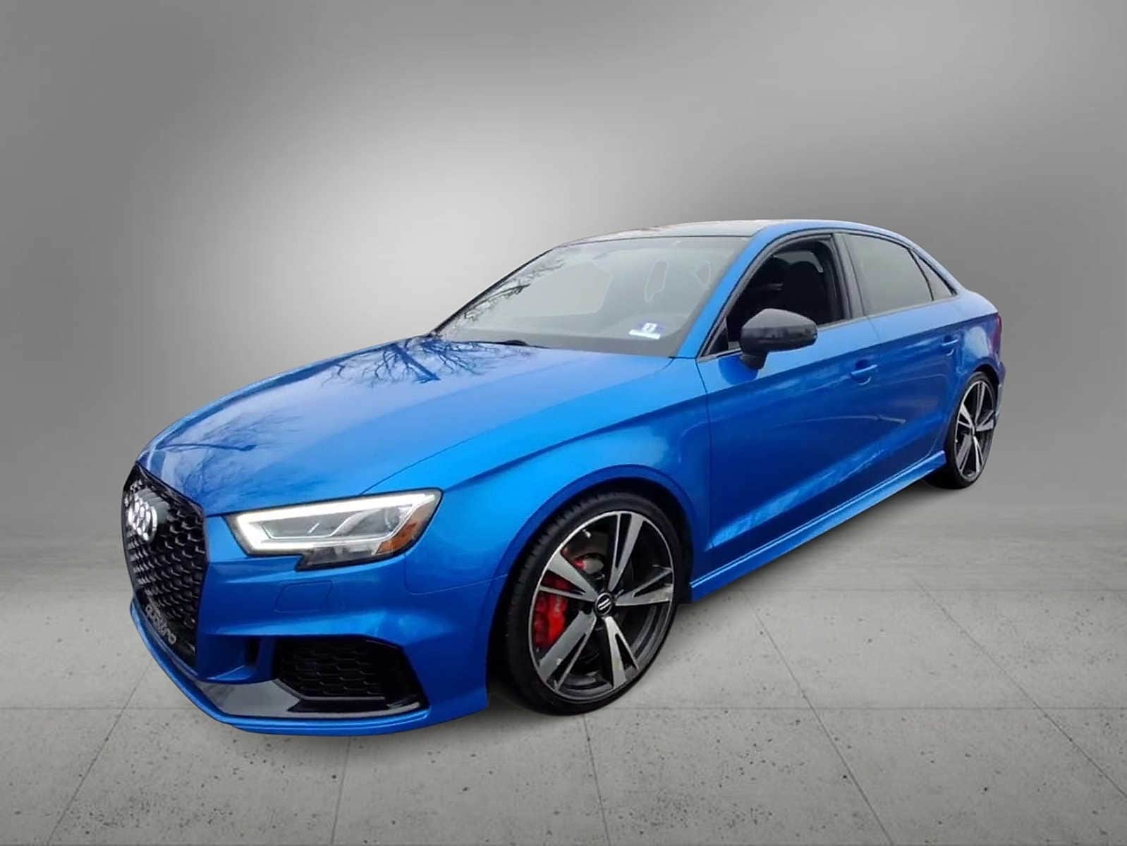 Thumbnail: 2019 Audi RS 3 - 4