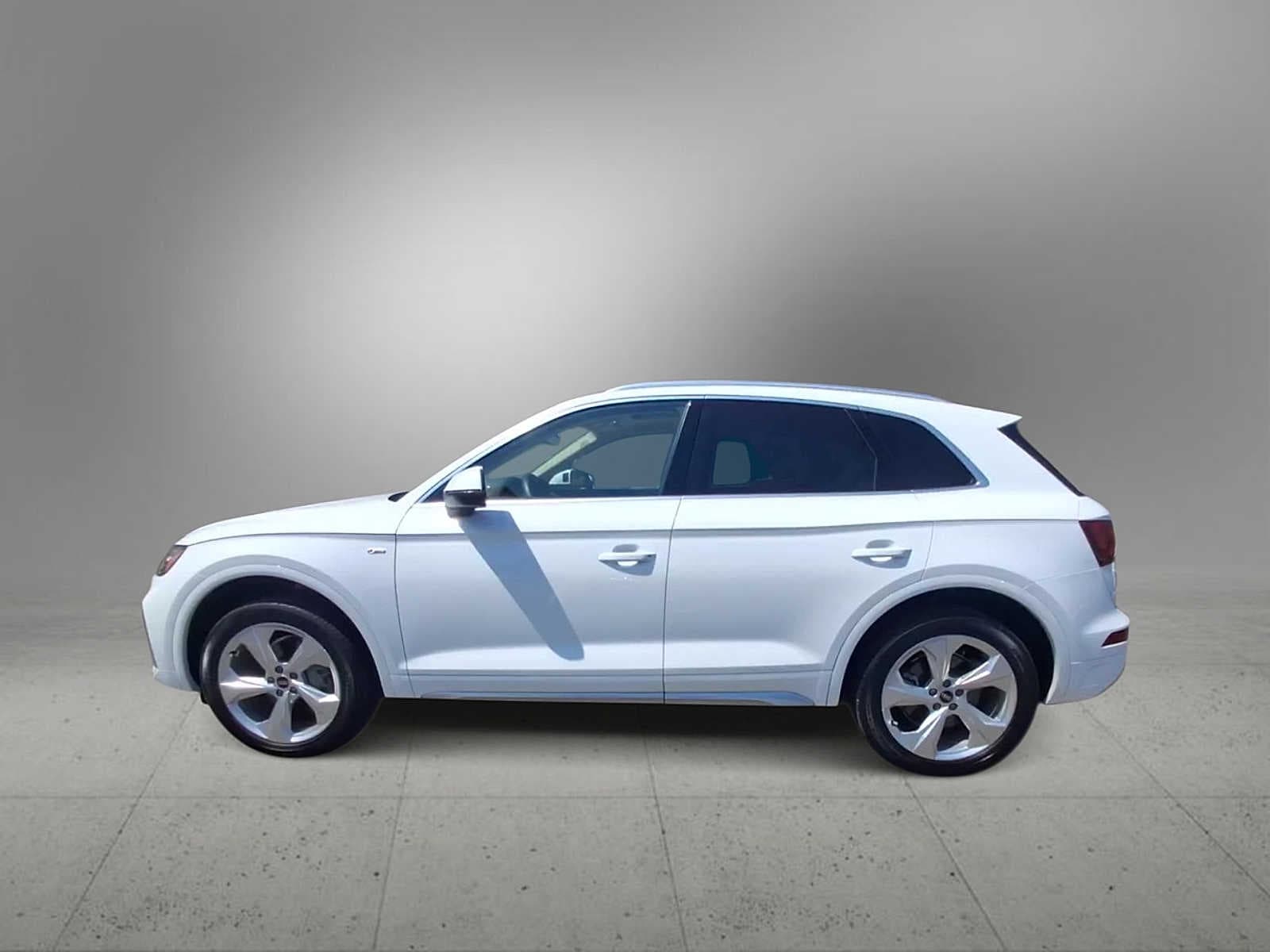 Thumbnail: 2022 Audi Q5 - 5