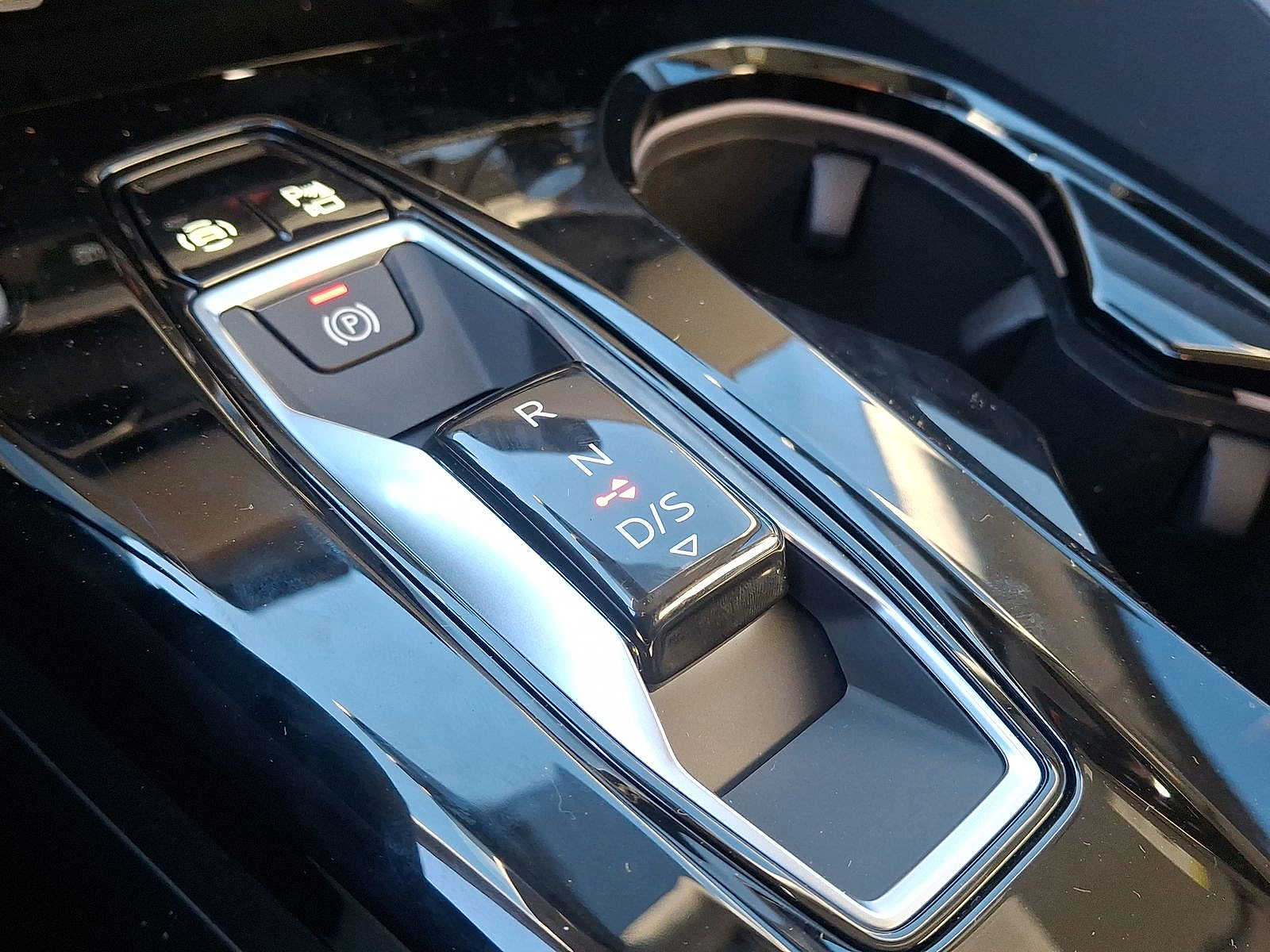 Thumbnail: 2025 Audi Q5 - 14